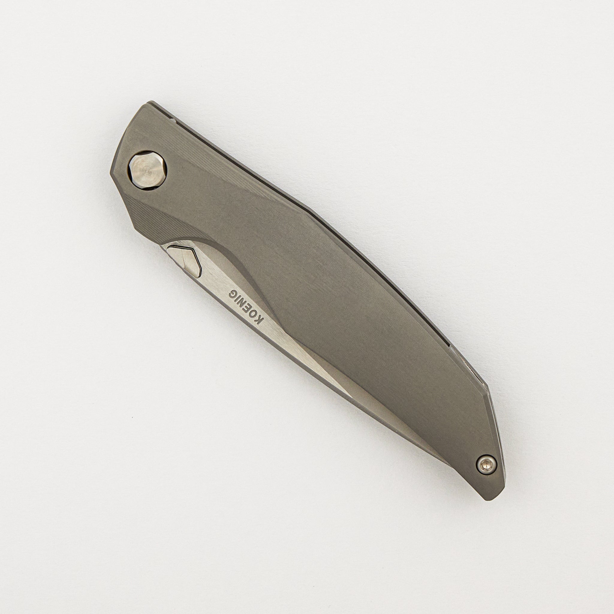 Xenon - Smooth Titanium Handle - Silver Hardware - Burnished W/ Polished Flats M390 Blade
