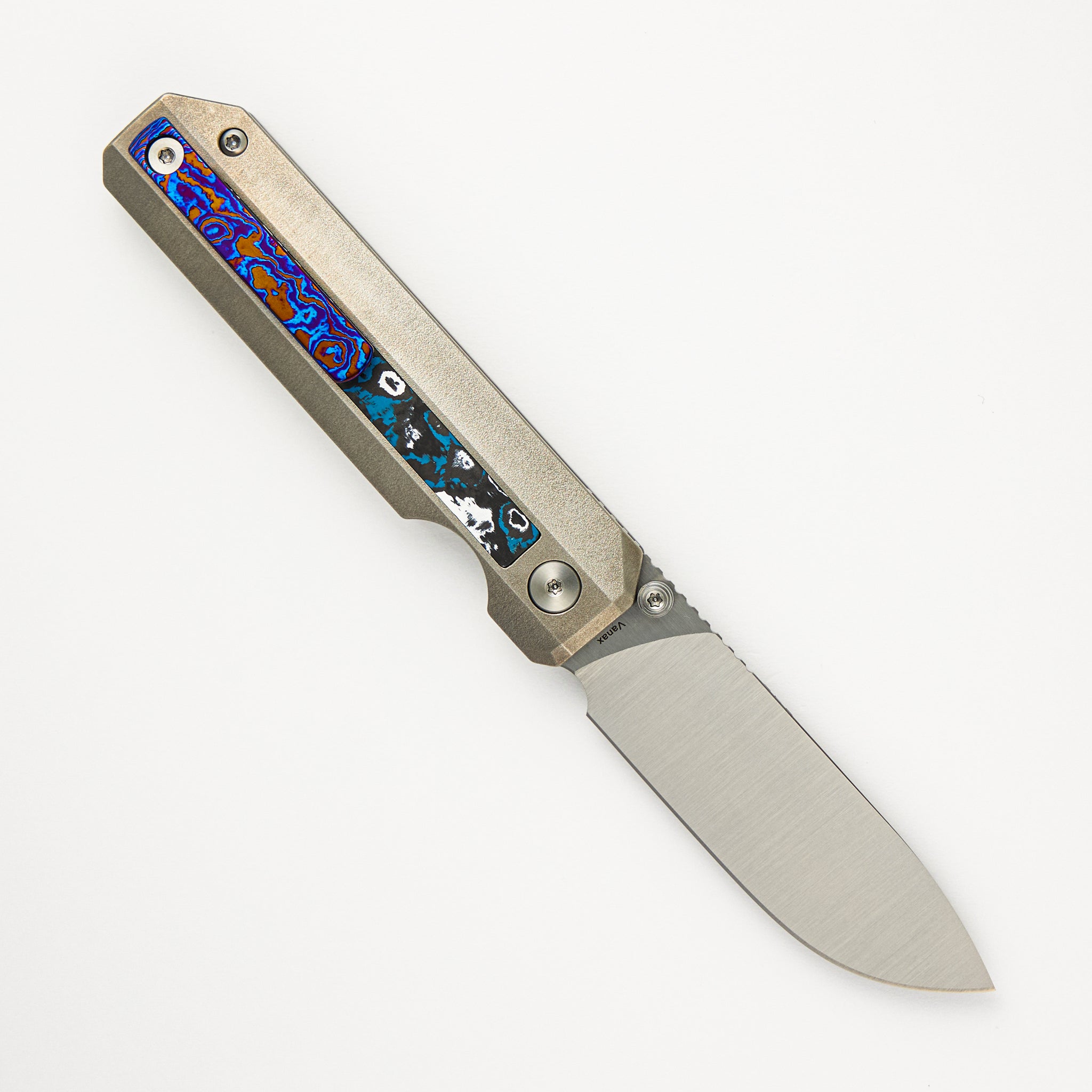 Knife Standards RR3 - Frosty - Belt Satin Vanax SuperClean Blade - Timascus Clip