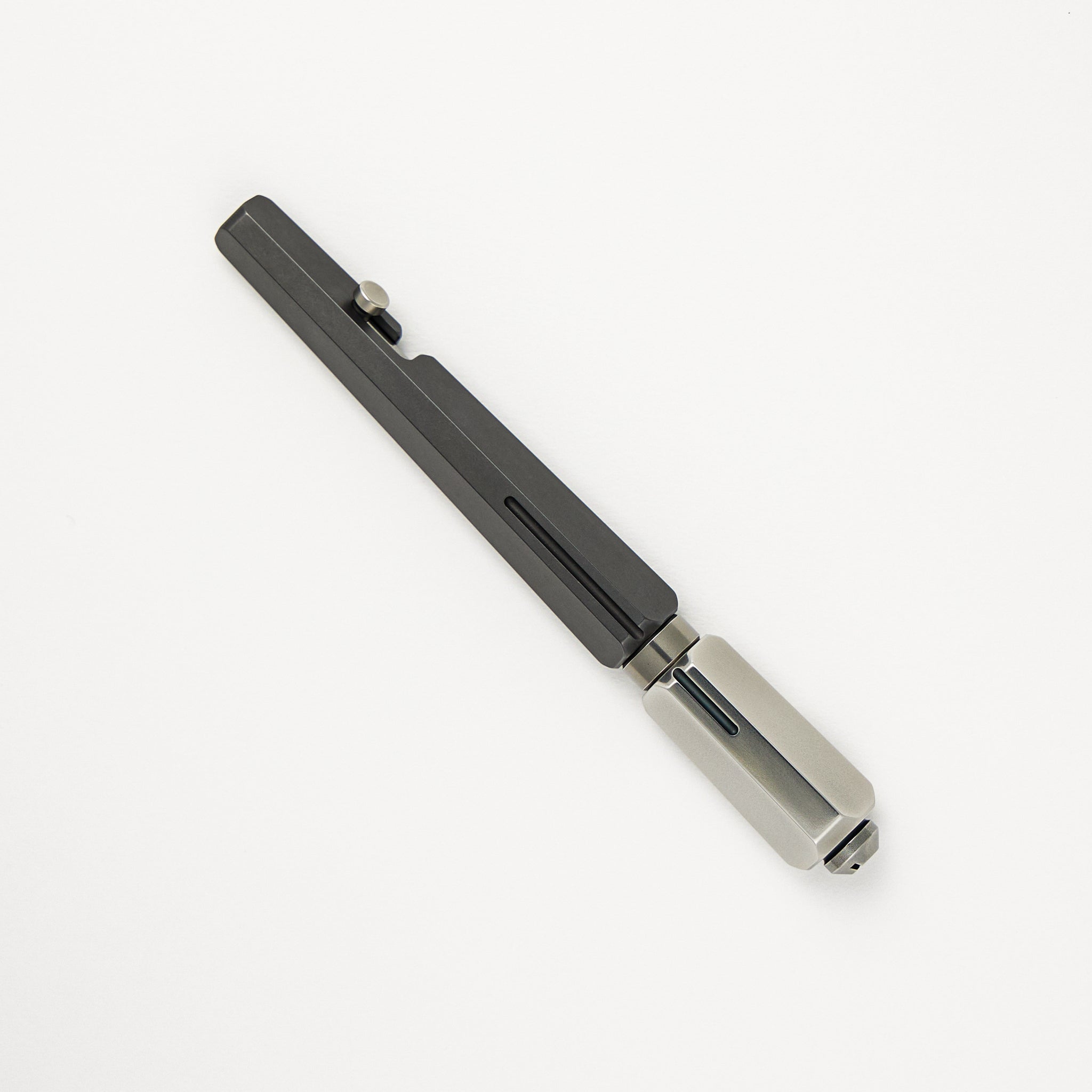 Marshal Bolt Action Pen - Zirconium Alloy/SUS304