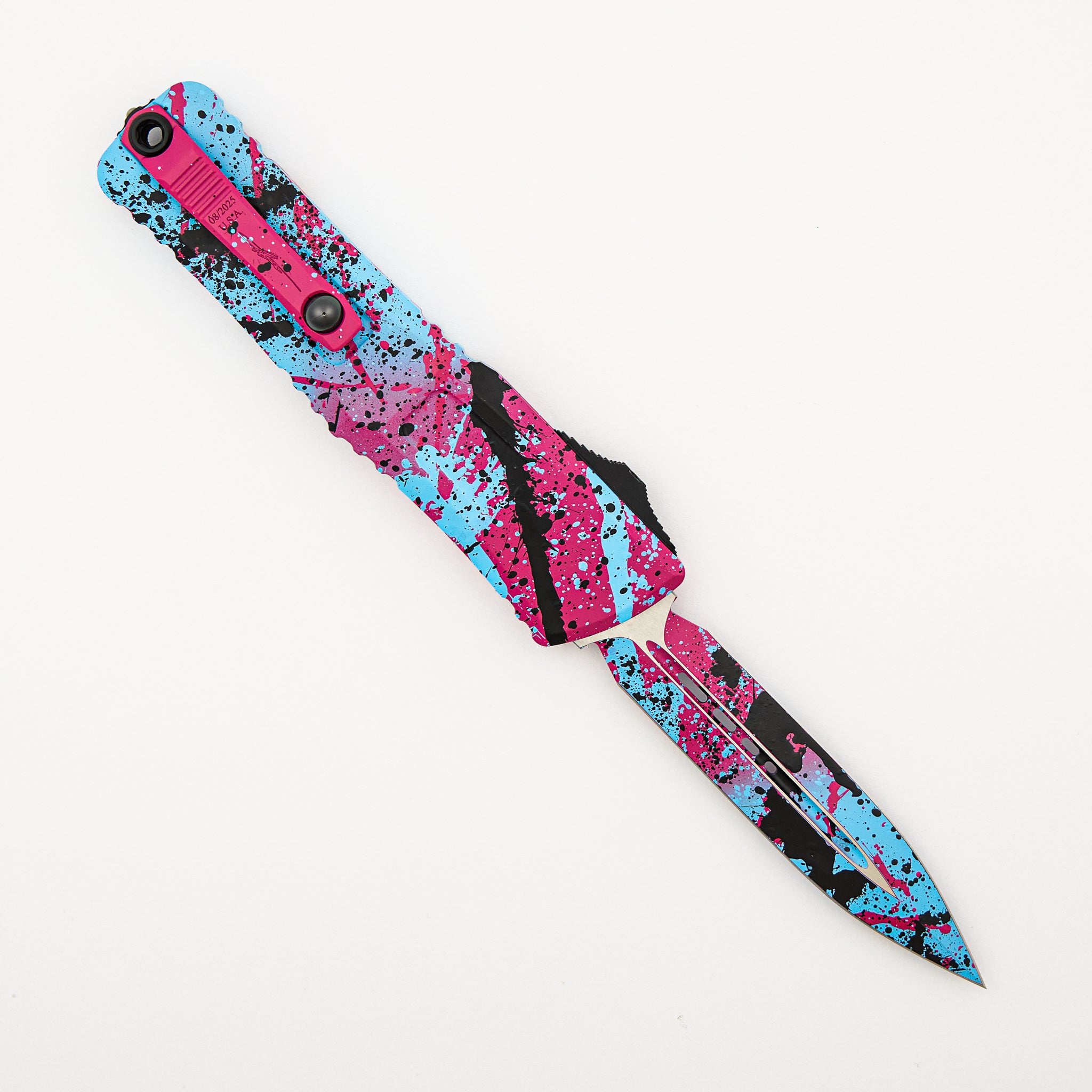 "Signature Series" Combat Troodon D/E Gen III Light Blue/Pink Black Splatter Standard 1142-1 LBPK BKSPLS