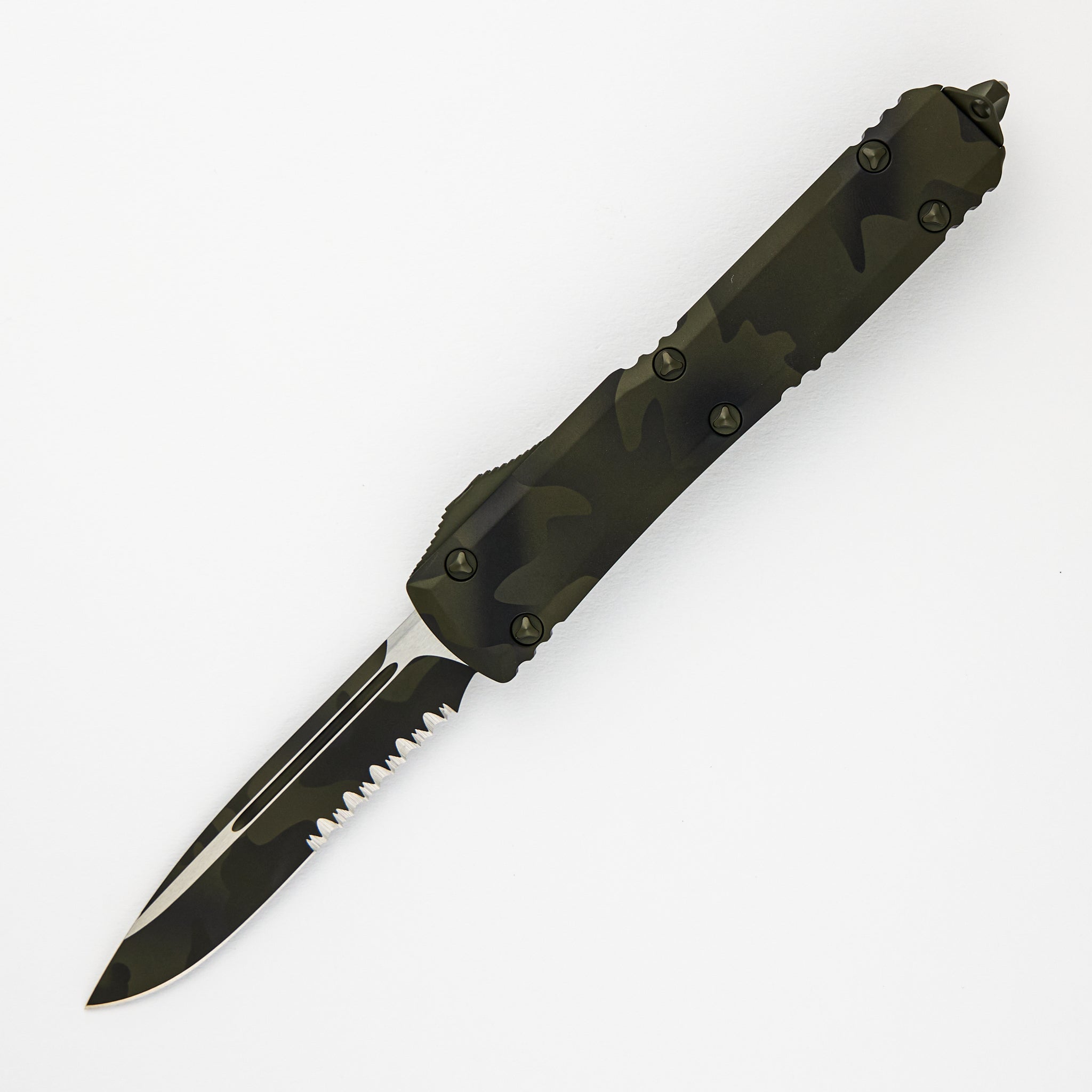 MICROTECH ULTRATECH S-E – OD GREEN CAMO – PARTIAL SERRATED OD GREEN CAMO BLADE SIGNATURE SERIES 121-2OCS