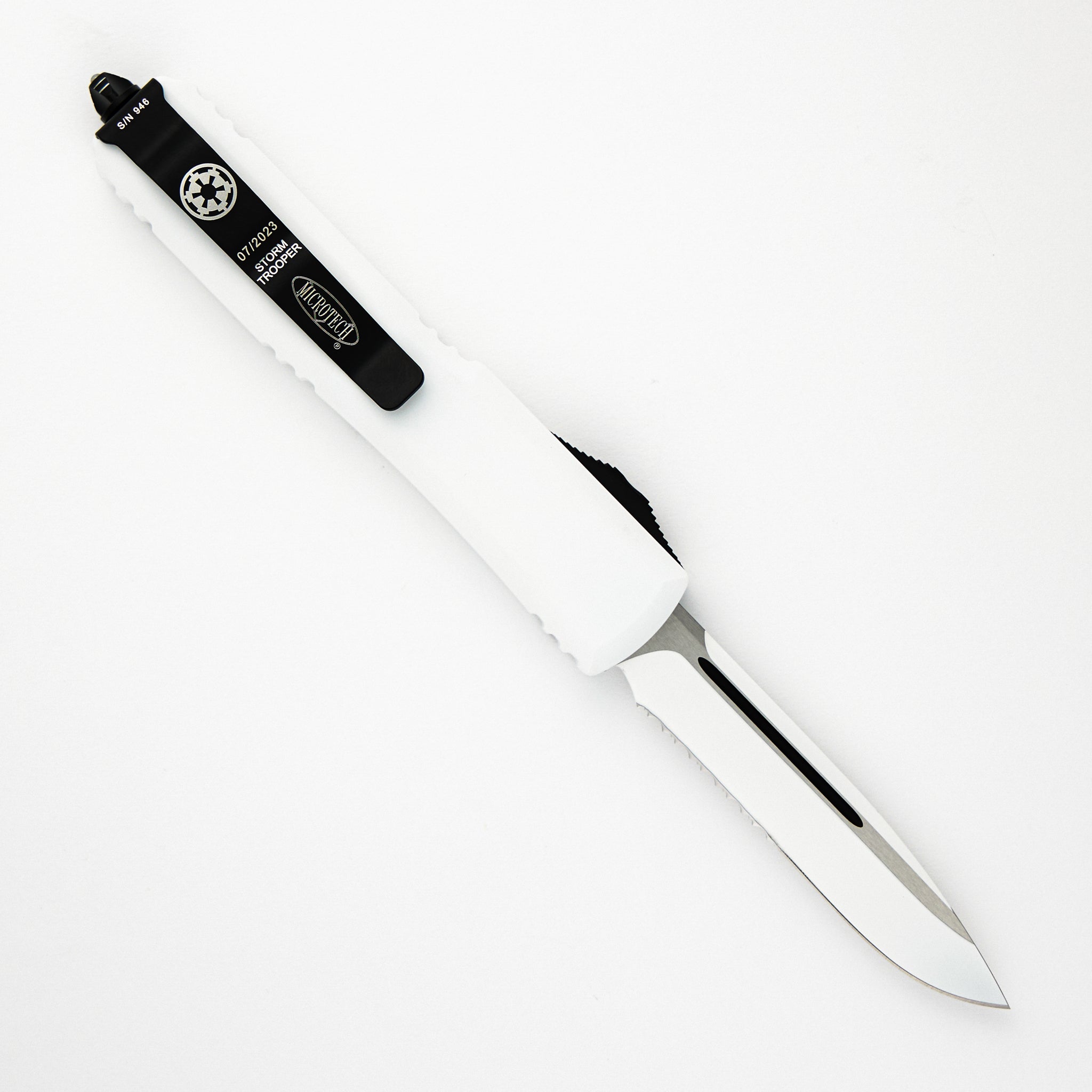 MICROTECH ULTRATECH – S/E STORMTROOPER – SIGNATURE SERIES – DEEP ENGRAVED WHITE PARTIAL SERRATED 121-2 STD