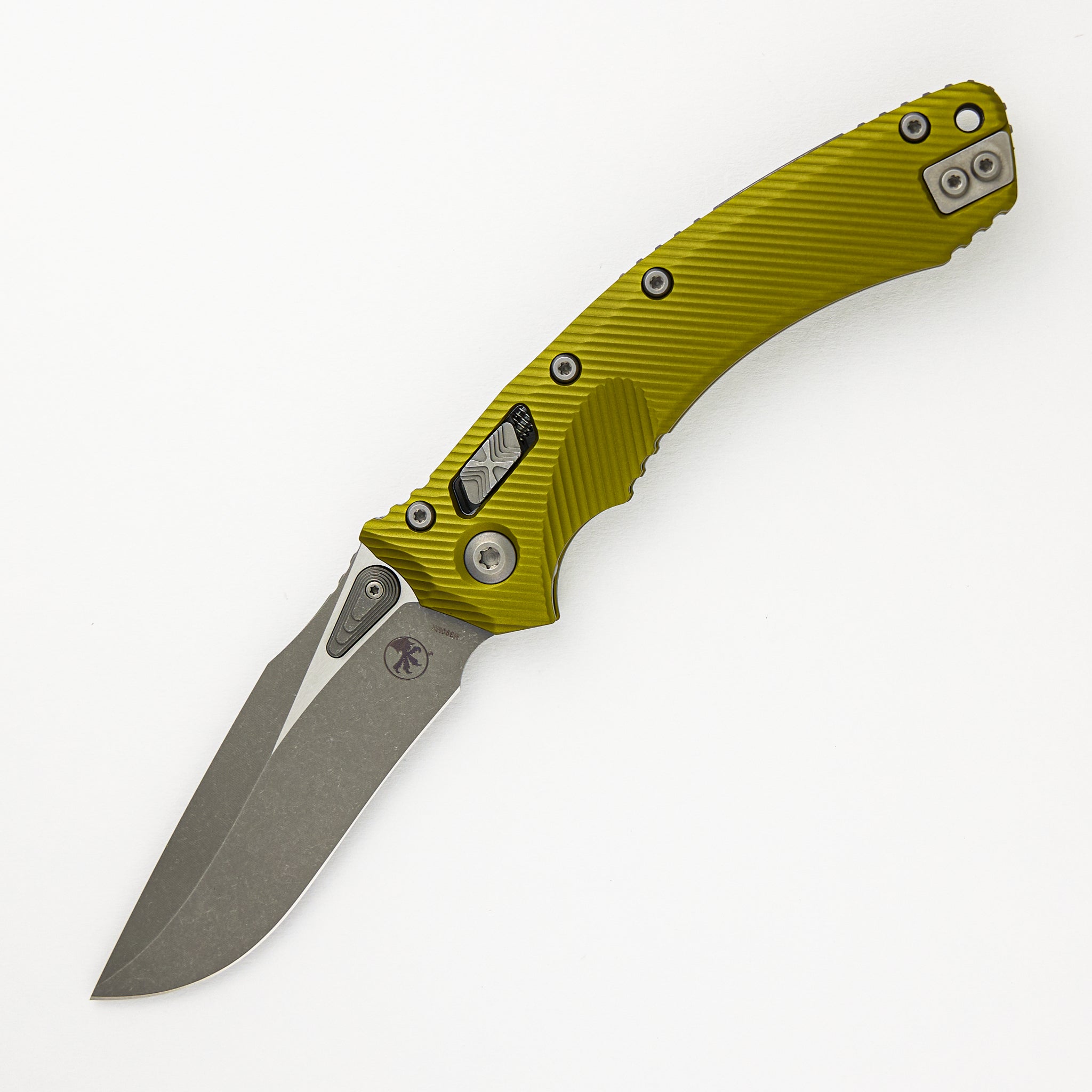 Microtech Amphibian - RAM-LOK Apocalyptic Drop Point Fluted OD Green G10 137RL-10APFLOD