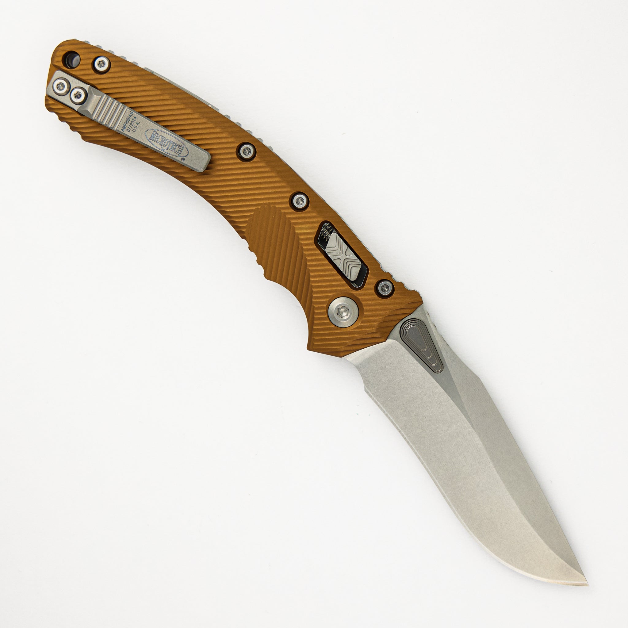 Microtech Amphibian - RAM-LOK S/E Stonewash Drop Point Standard Fluted Tan Aluminum 137RL-10FLTA