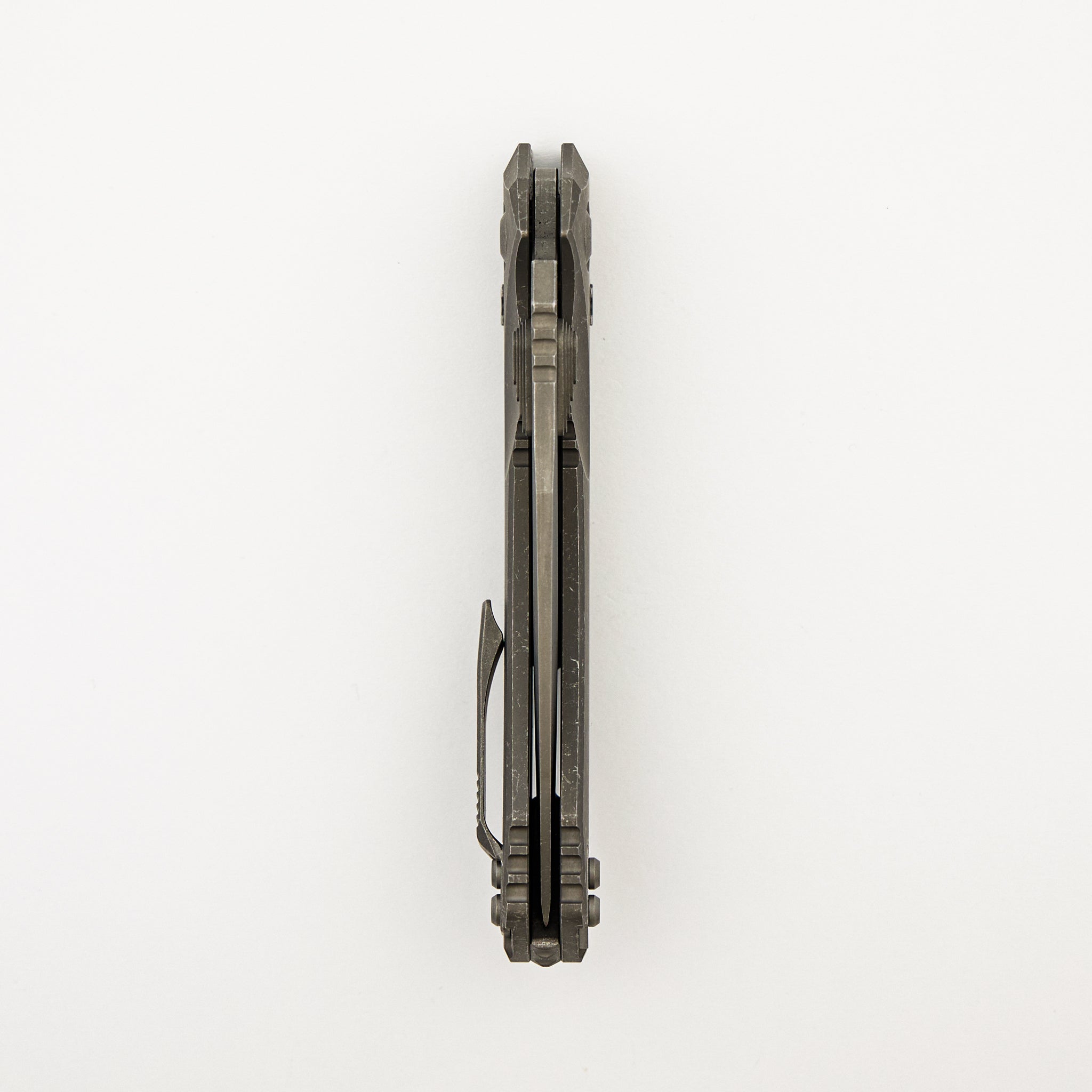"Marfione Select" Amphibian - RAM-LOK Partial Serrated Apocalyptic Finish Slab Side Titanium 137RL-11APMS1