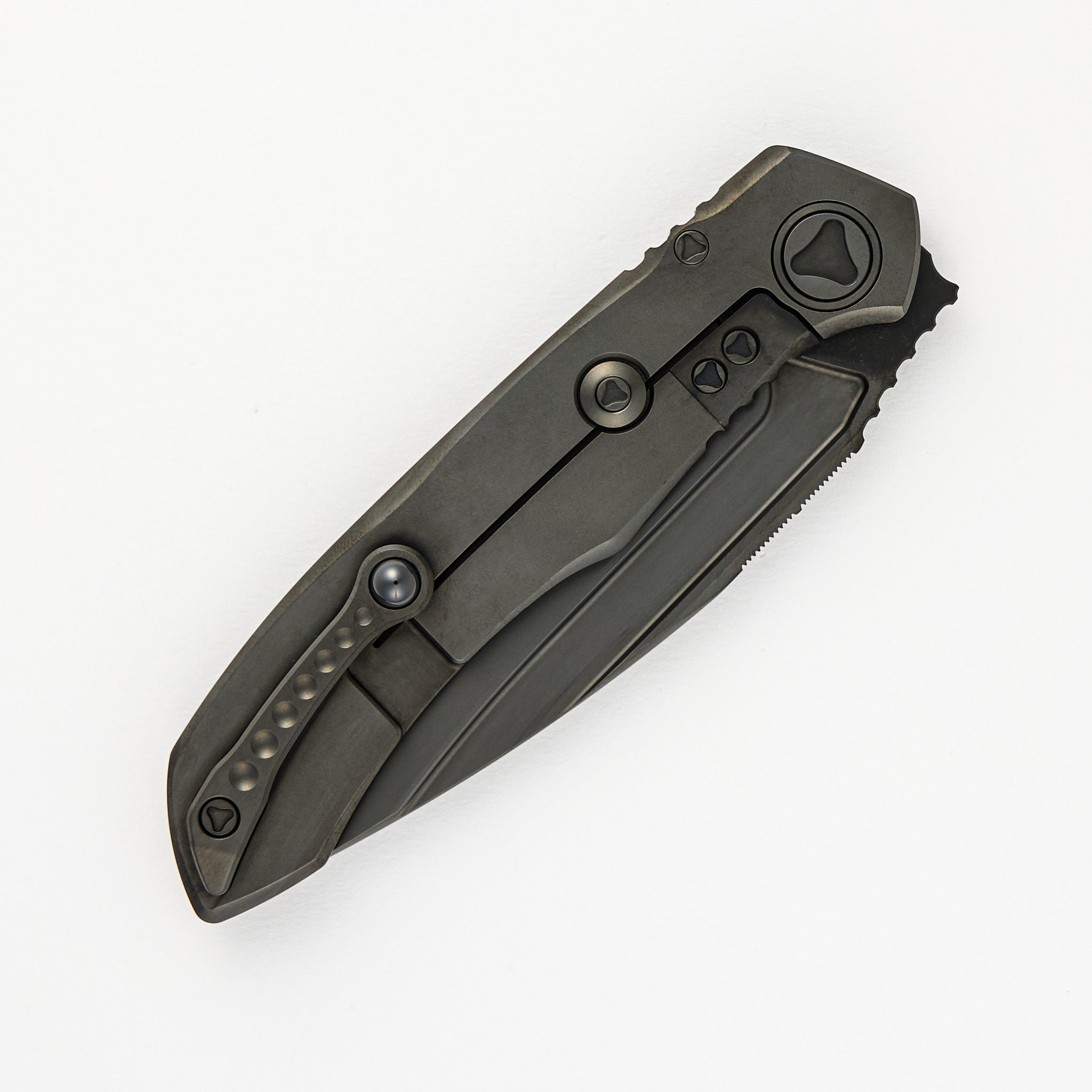 Microtech Anax – S-E DLC Titanium Handle DLC Standard DLC Titanium Pivot Collar Carbon Fiber Inlay 190C-1 DLCTCFITI