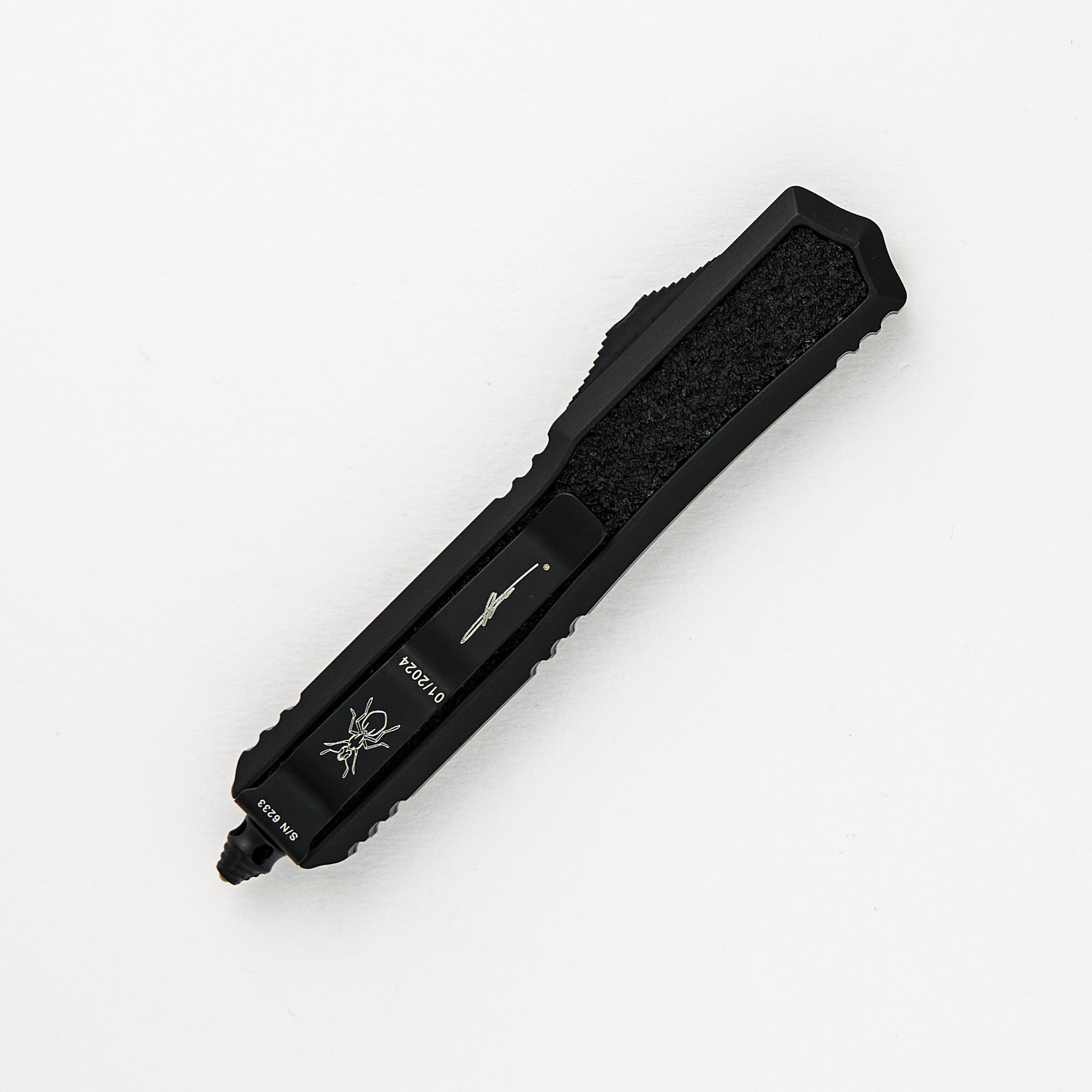 Microtech Makora D-E Signature Series Tactical Full Serrated Nickel Boron Internals 206-3 TS