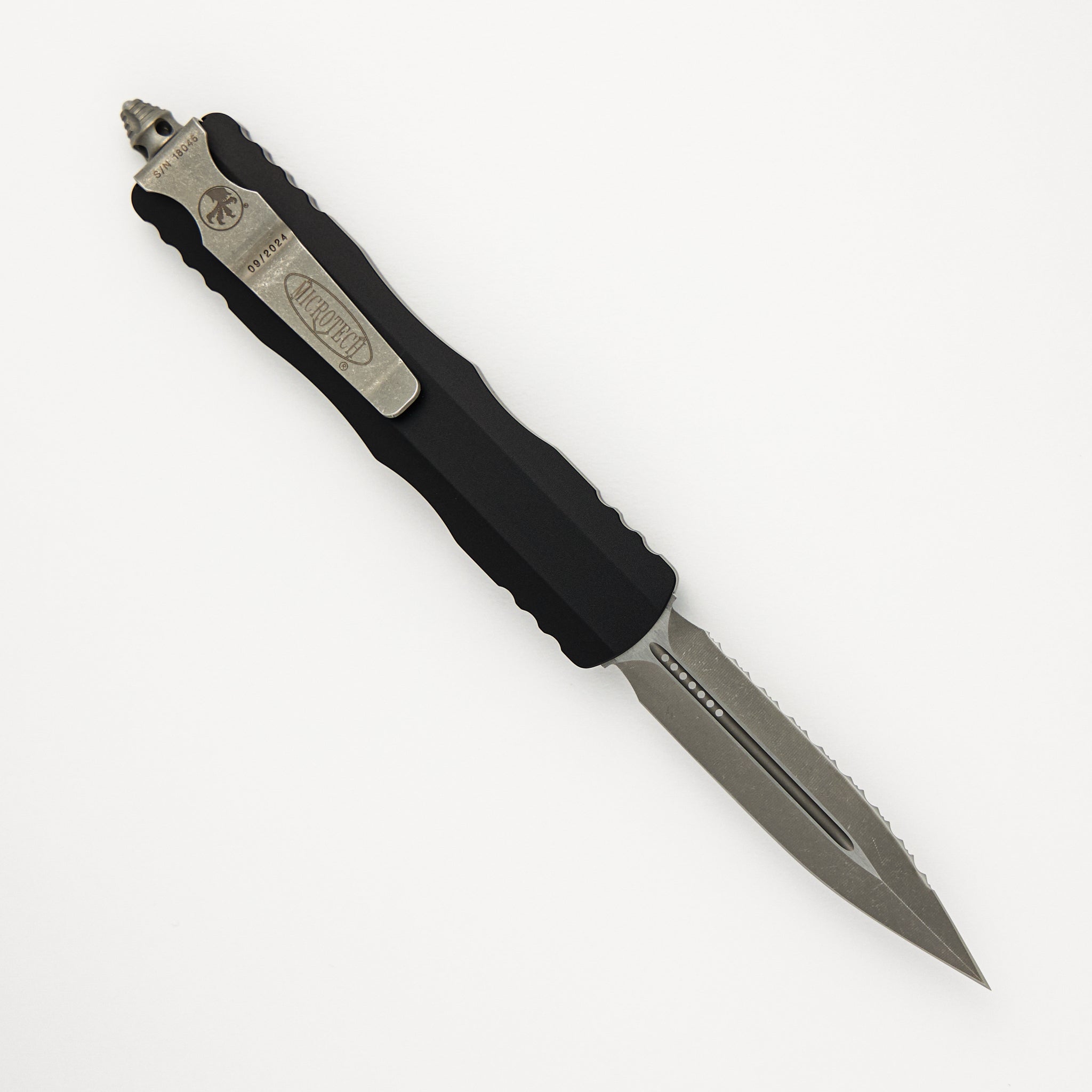 Microtech Dirac D/E Apocalyptic Full Serrated 225-12 AP