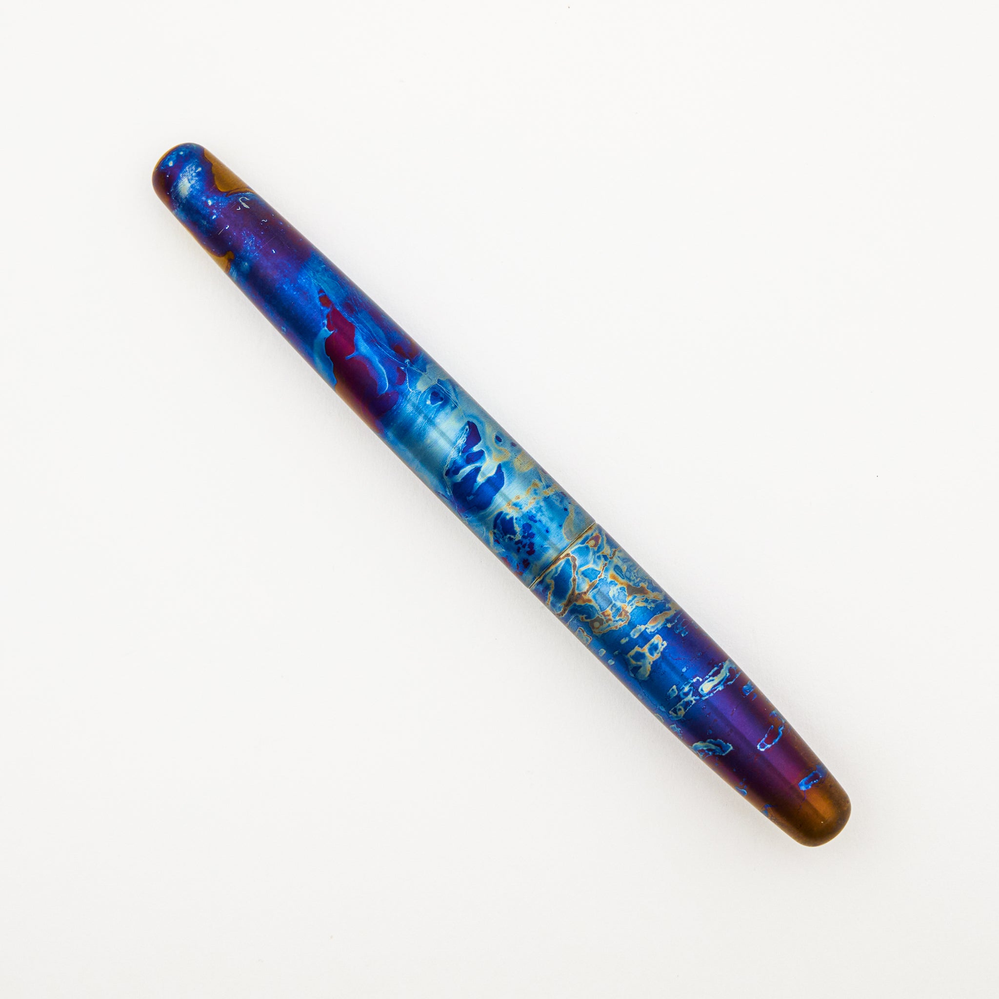 Chonk Fountain Pen - Titanium - Fade Flamed