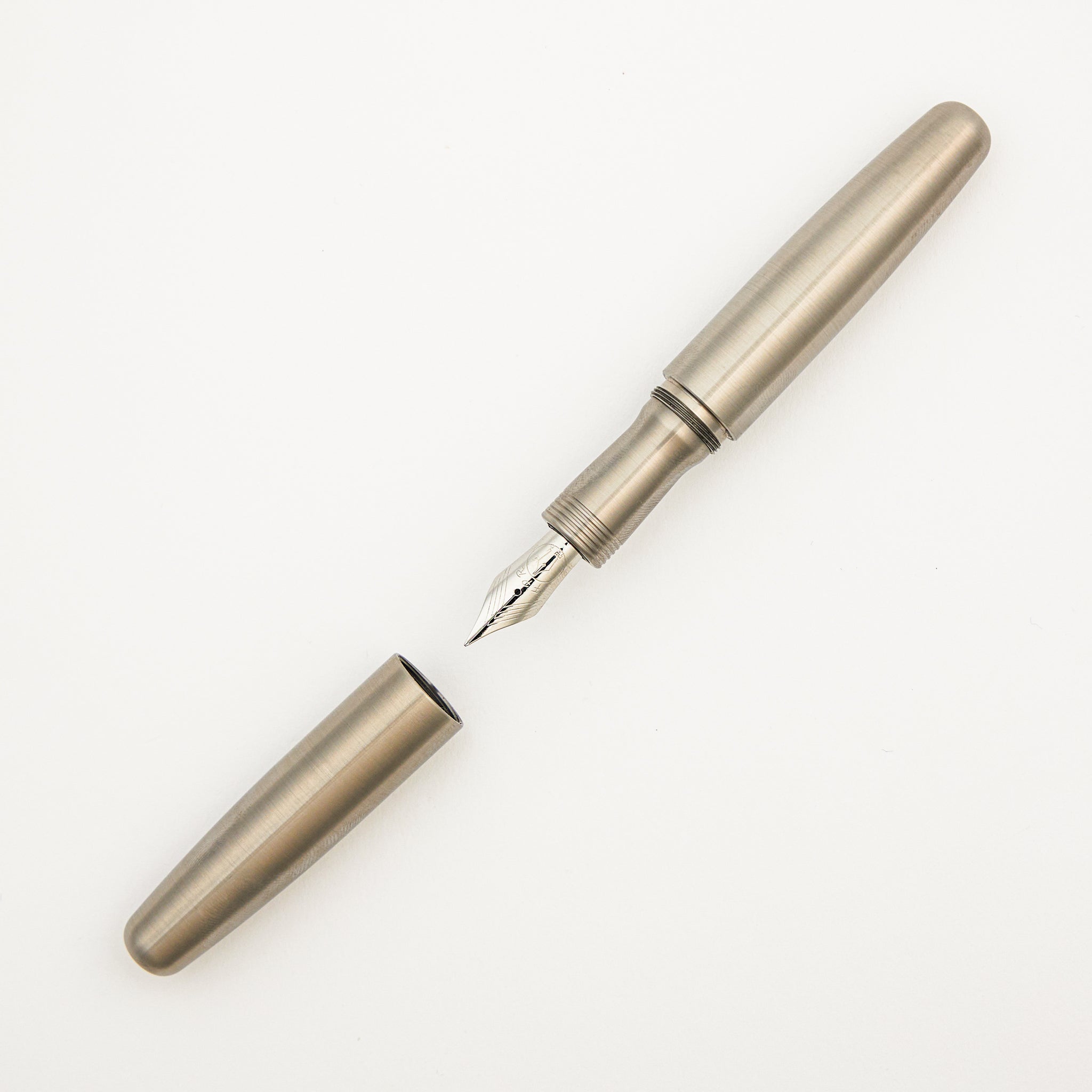 Shonk Fountain Pen - Titanium - Satin Finish