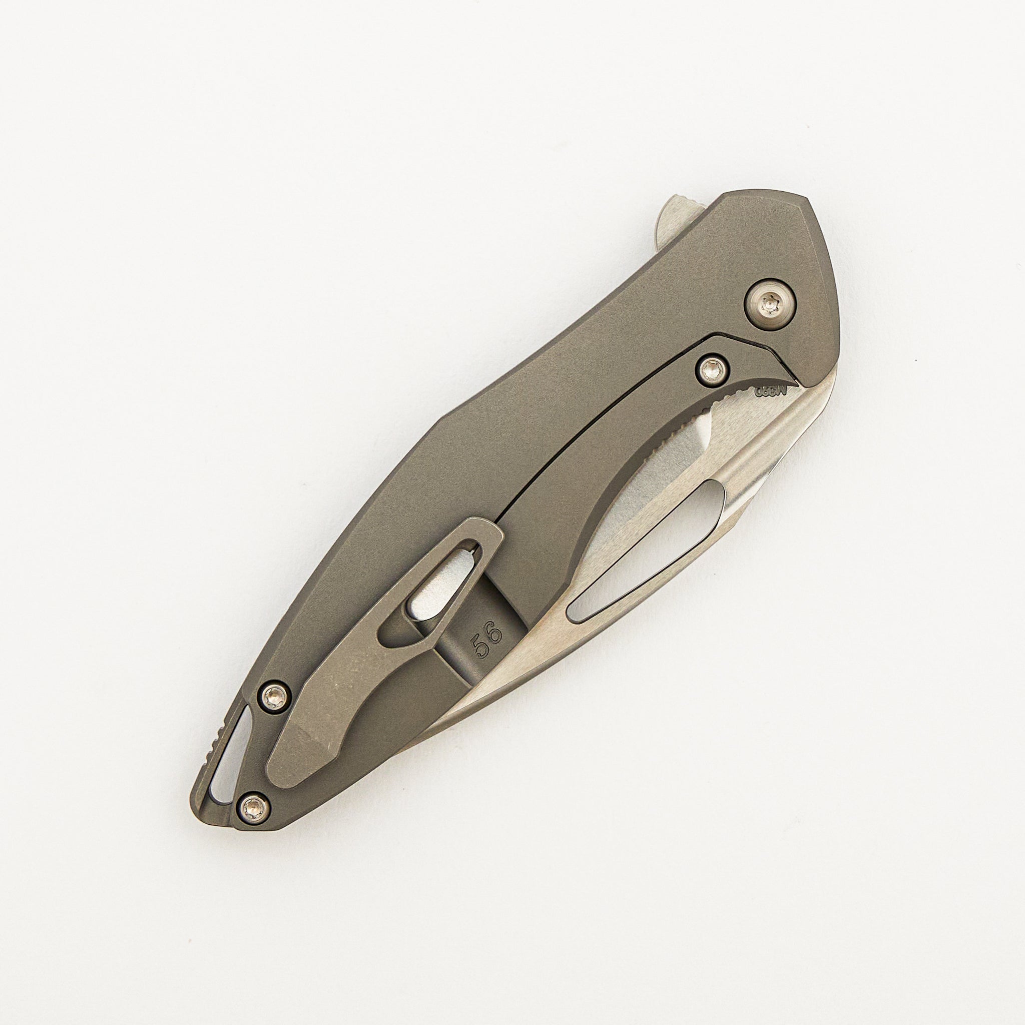 Mini Arius - Smooth White CarboTi Handle - Brightwashed W/ Polished Flats M390 Blade