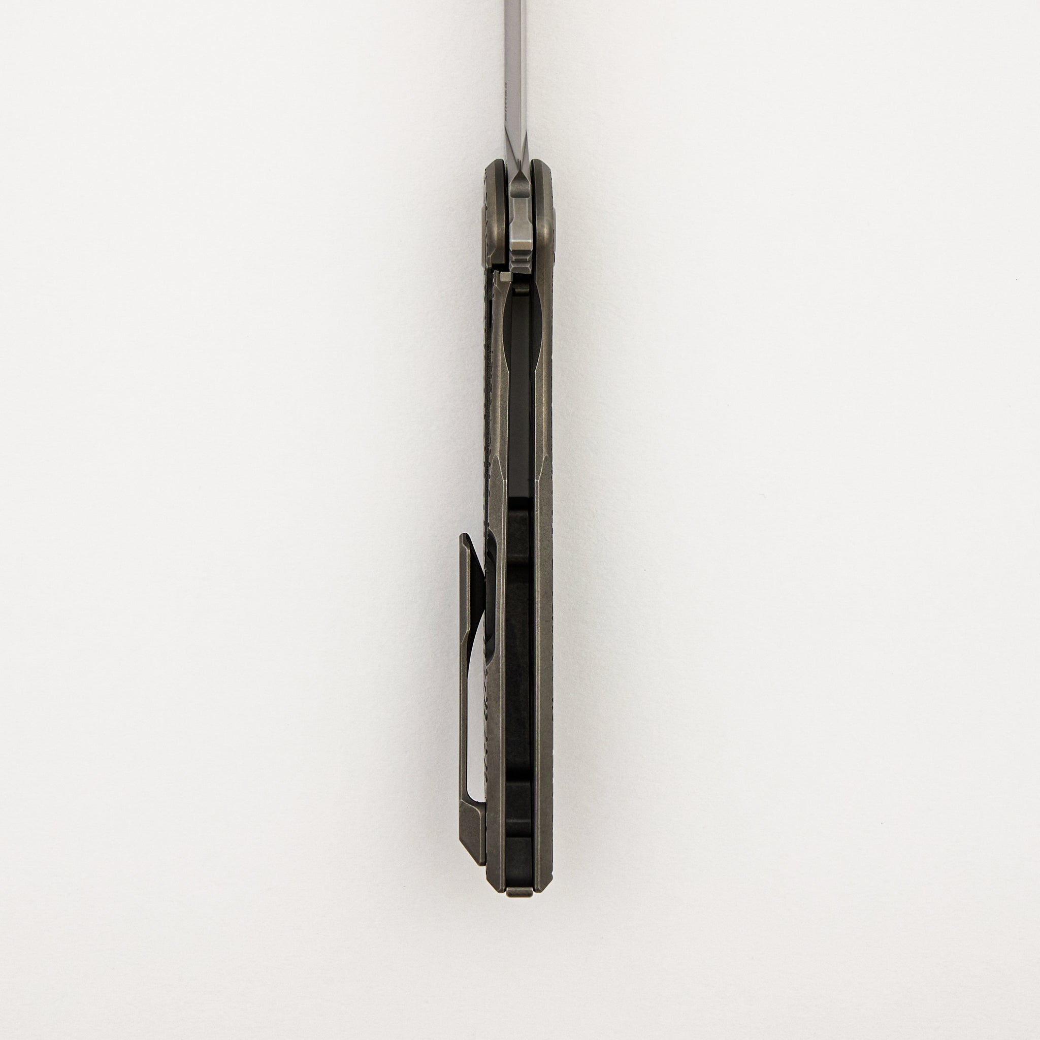NeOn R1P - Titanium Handle - Elmax Blade - MRBS