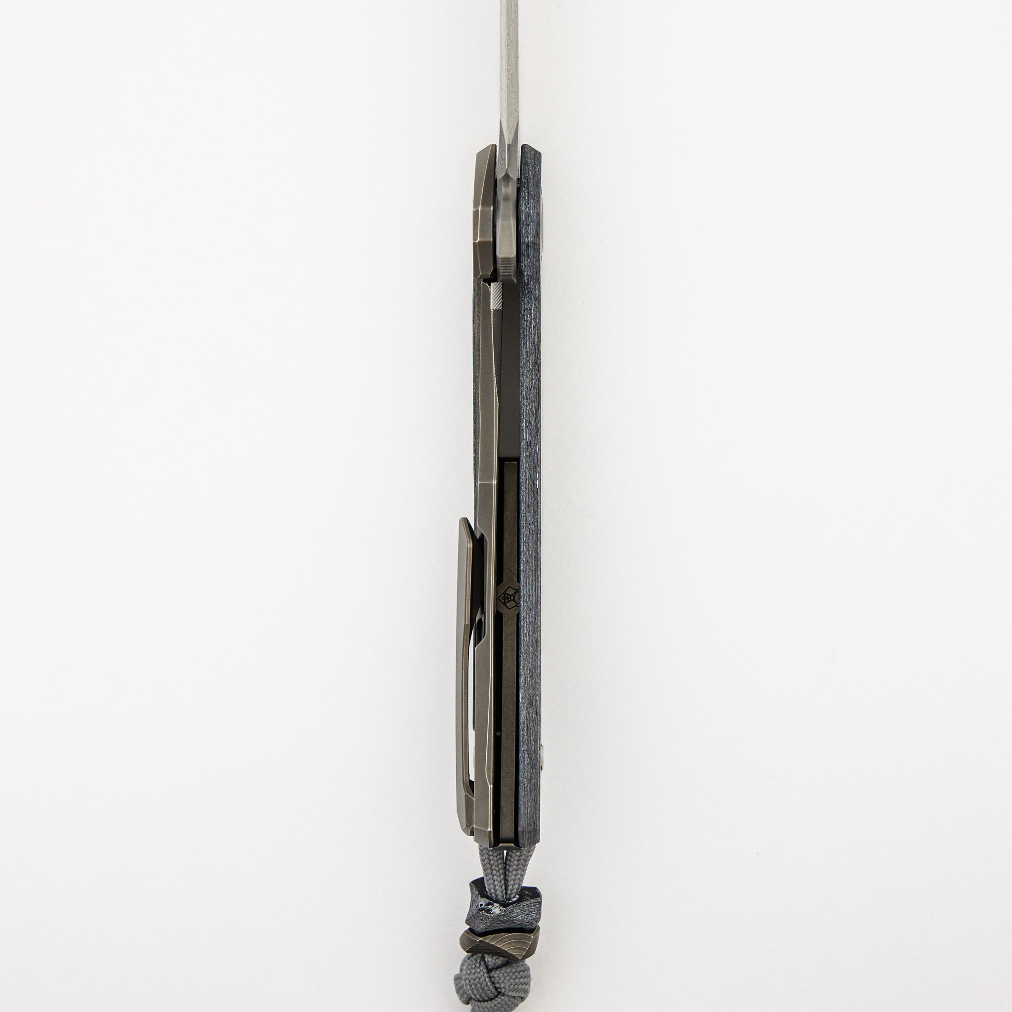 Quantium WKM - Titanium/White CarboTi Handle - ZDI-E Blade - MRBS
