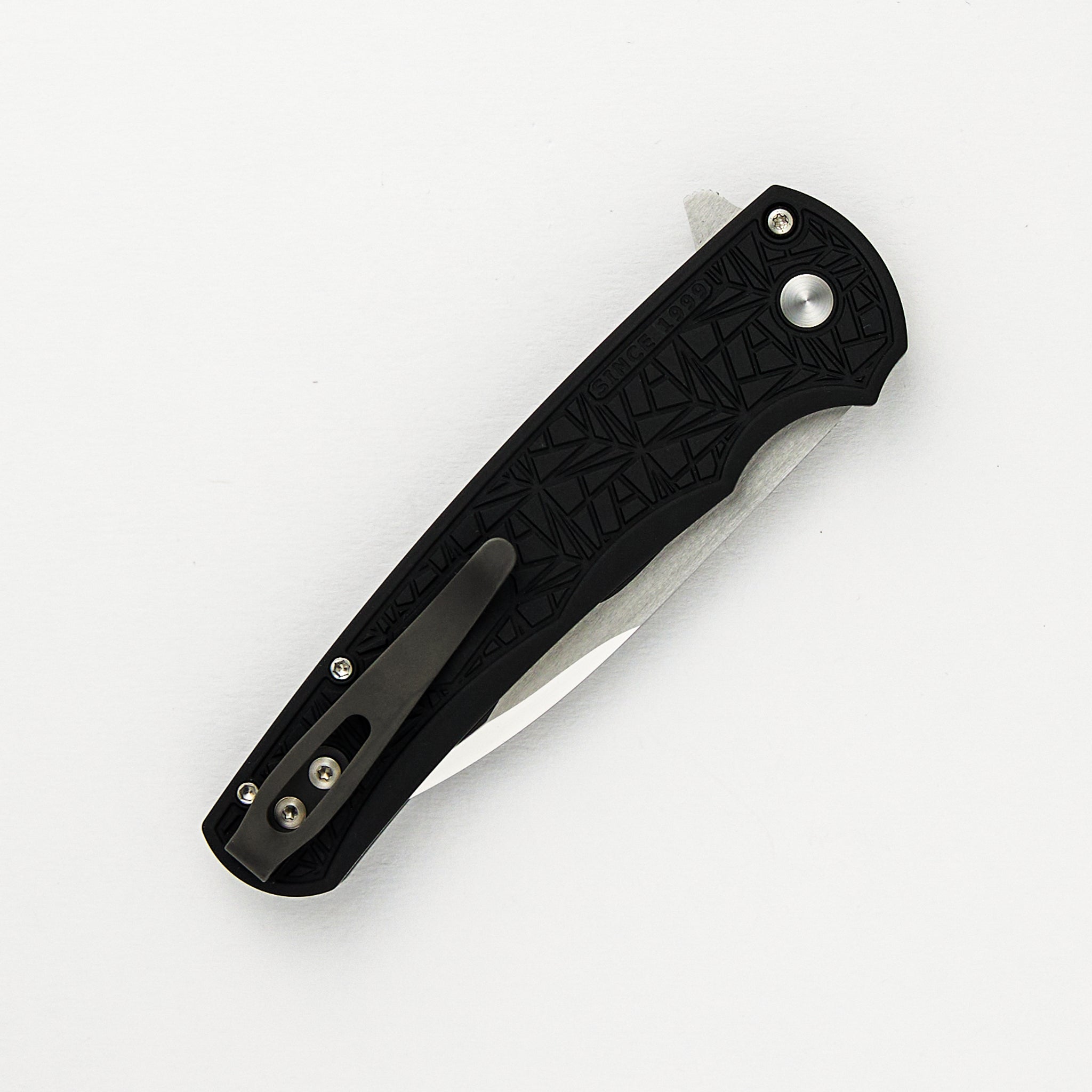 Pro-Tech Knives Malibu Flipper Custom 001 - Black Aluminum "Nexus" Handle, Irie Ground Wharncliffe Blade, Black Lip Pearl Button