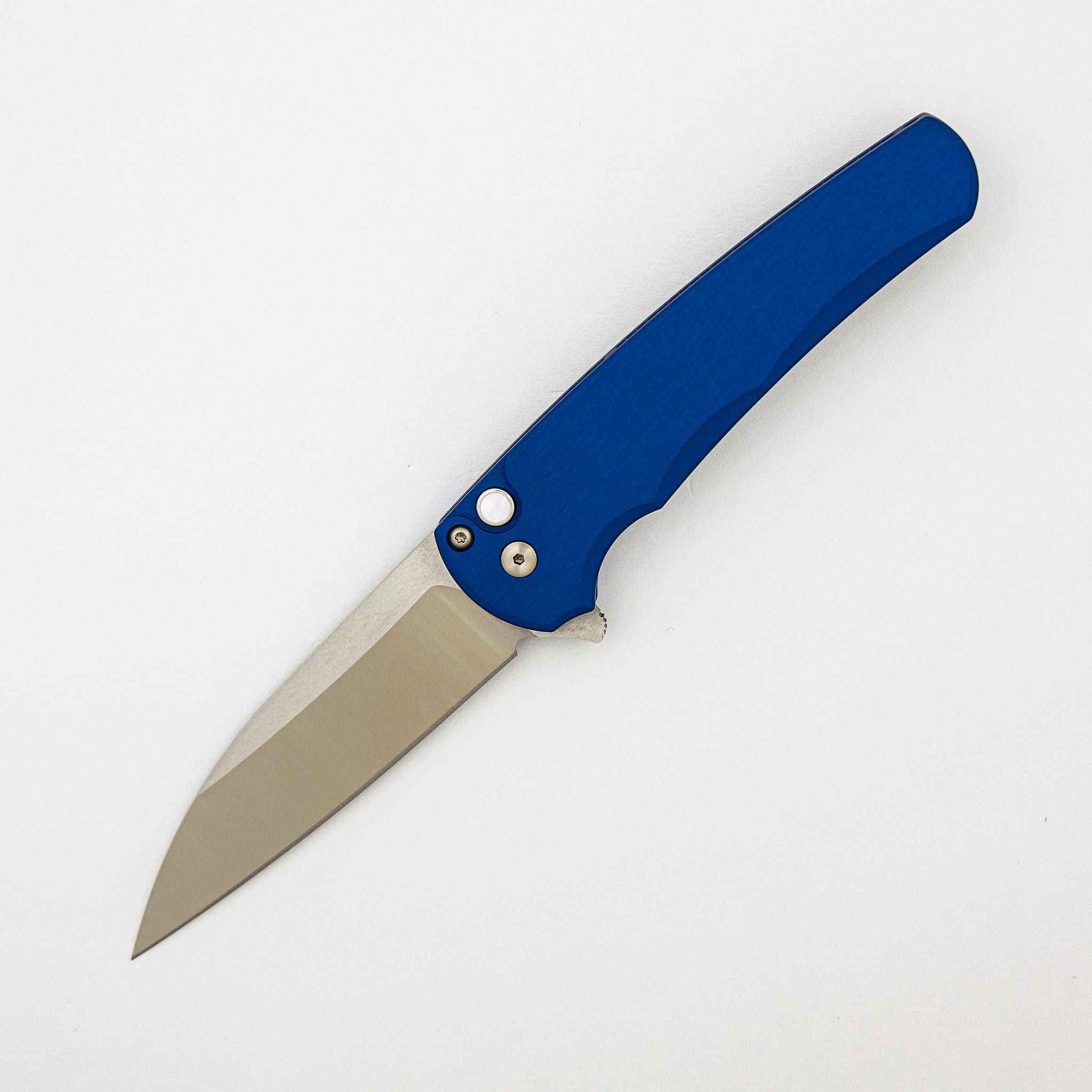 Malibu Flipper – 5300-LTD BLUE - Solid Blue Handle - Machine Satin MagnaCut Wharncliffe