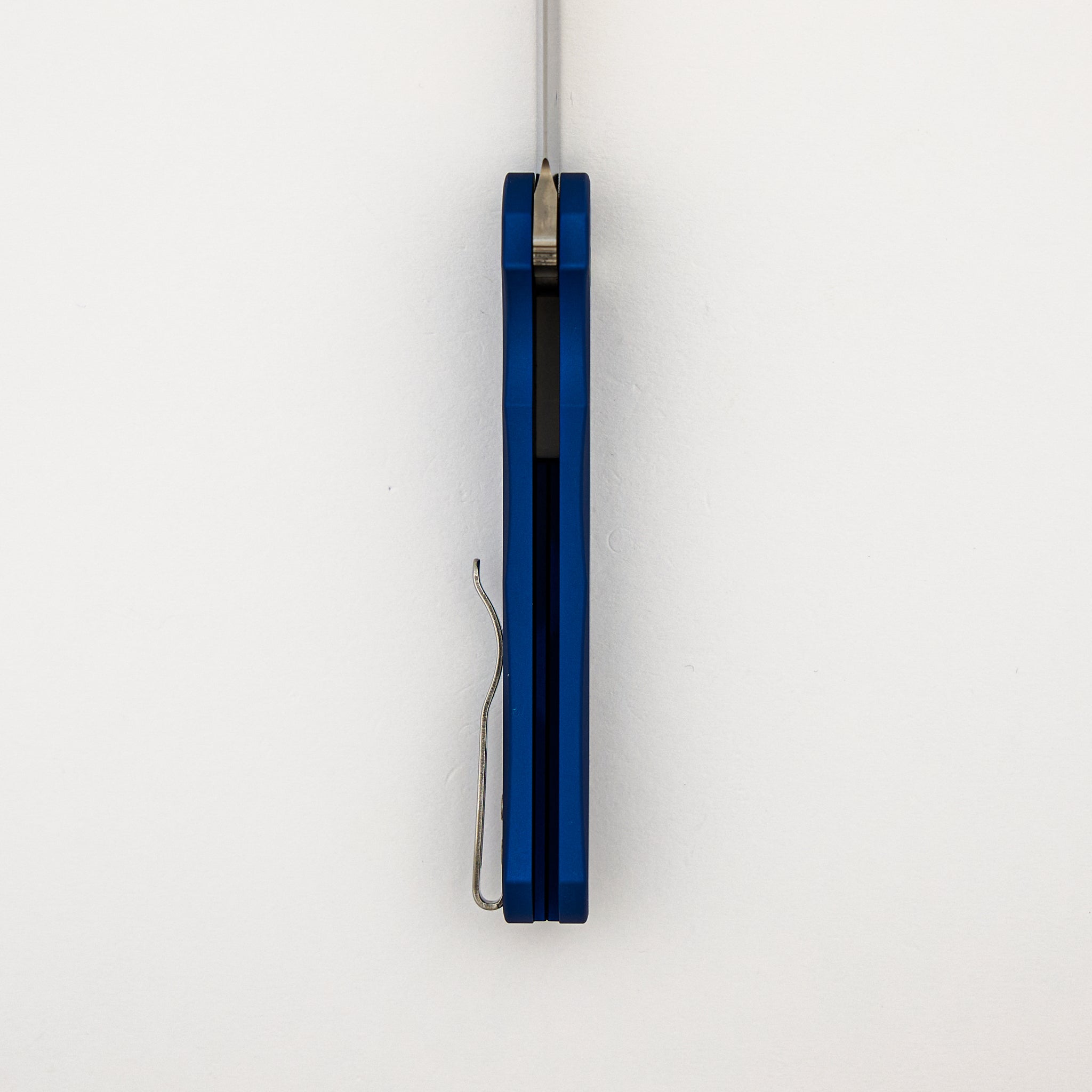 Malibu Flipper – 5300-LTD BLUE - Solid Blue Handle - Machine Satin MagnaCut Wharncliffe