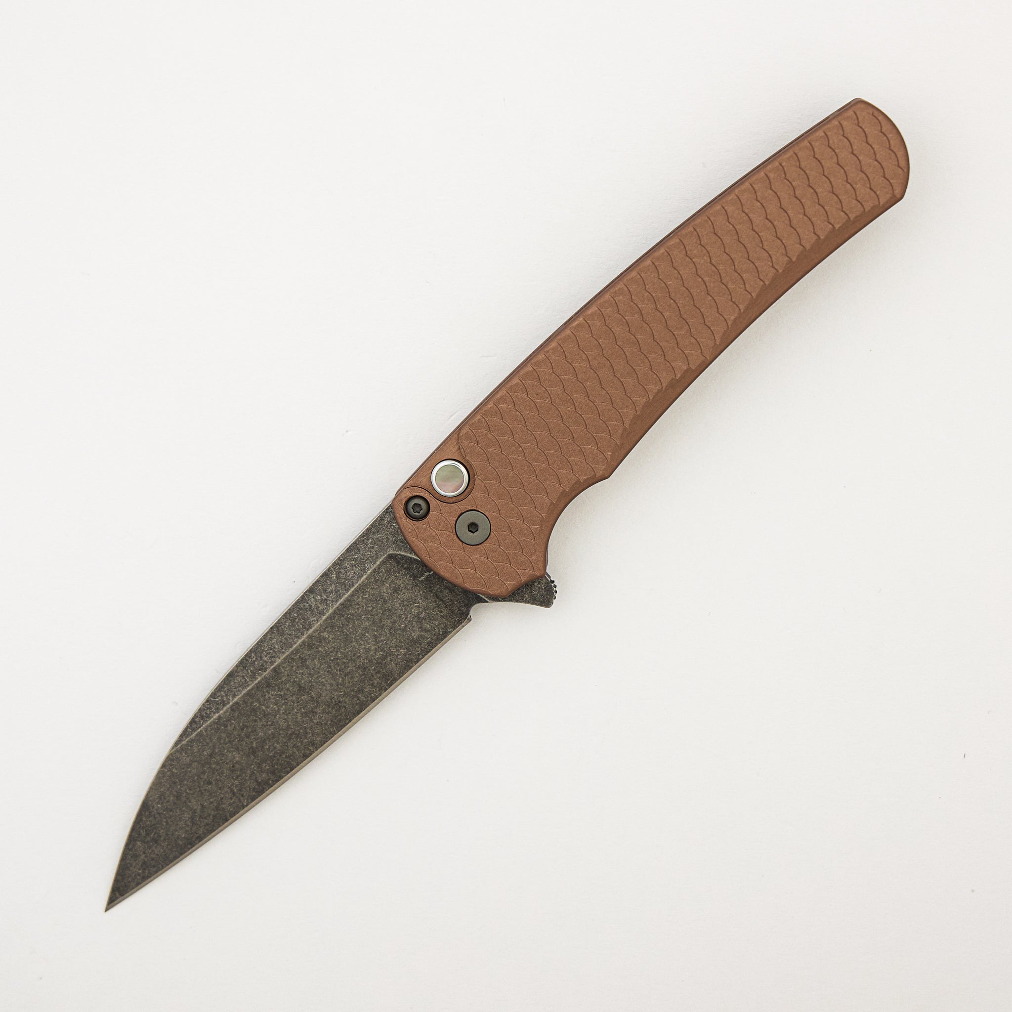 Malibu Flipper - 5336-LTD AW FDE - FDE "Dragon Scale" Handle - Acid Washed Wharncliffe MagnaCut Blade
