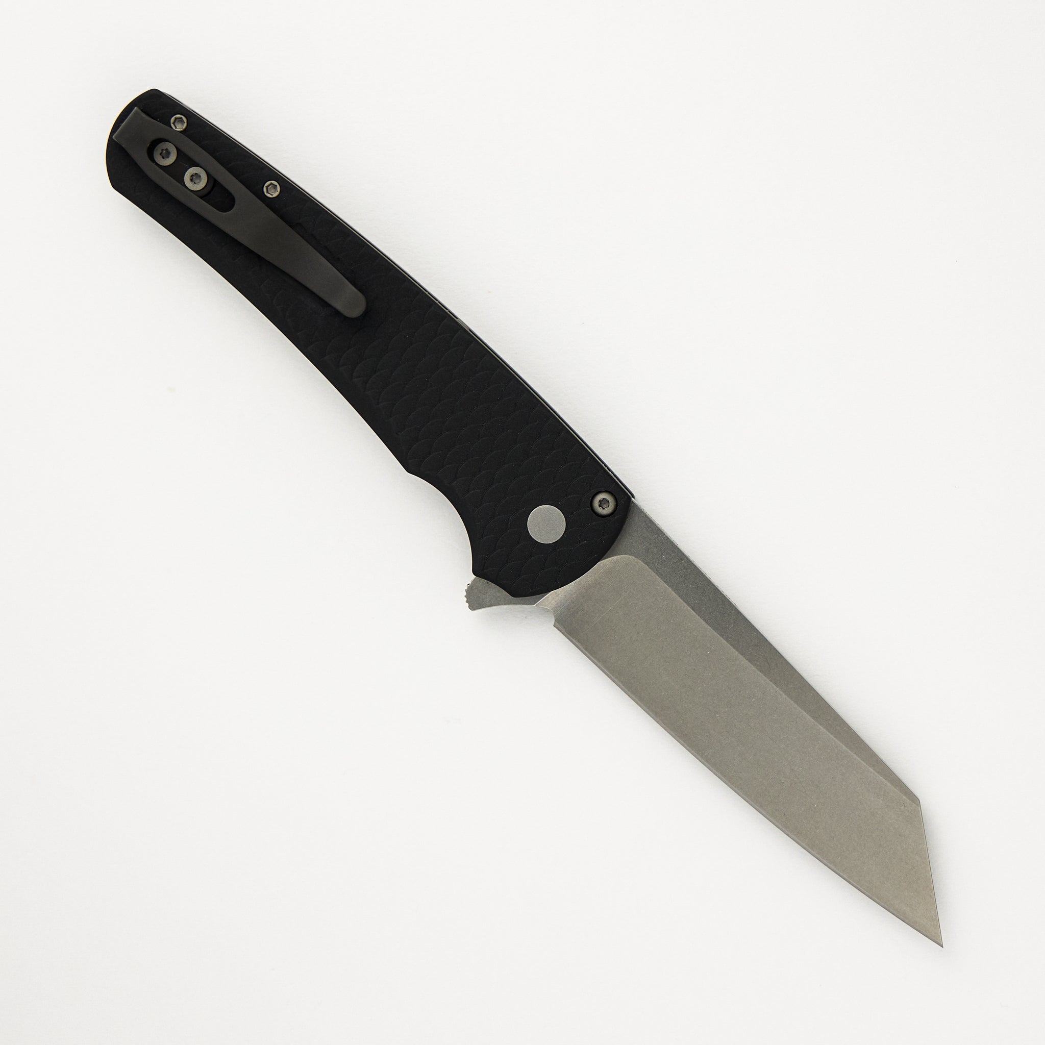 Malibu Flipper - Black Dragon Scale Textured Handle - MagnaCut Blade - 5435