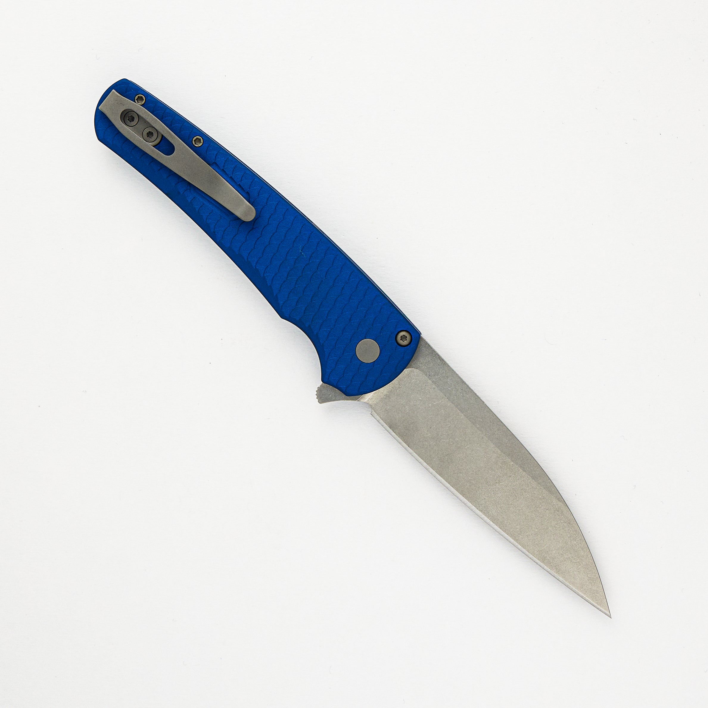 Pro-Tech Knives Malibu Flipper – Blue "Dragon Scale" Aluminum Handle – Stonewash Wharncliffe MagnaCut Blade 5335-BLUE