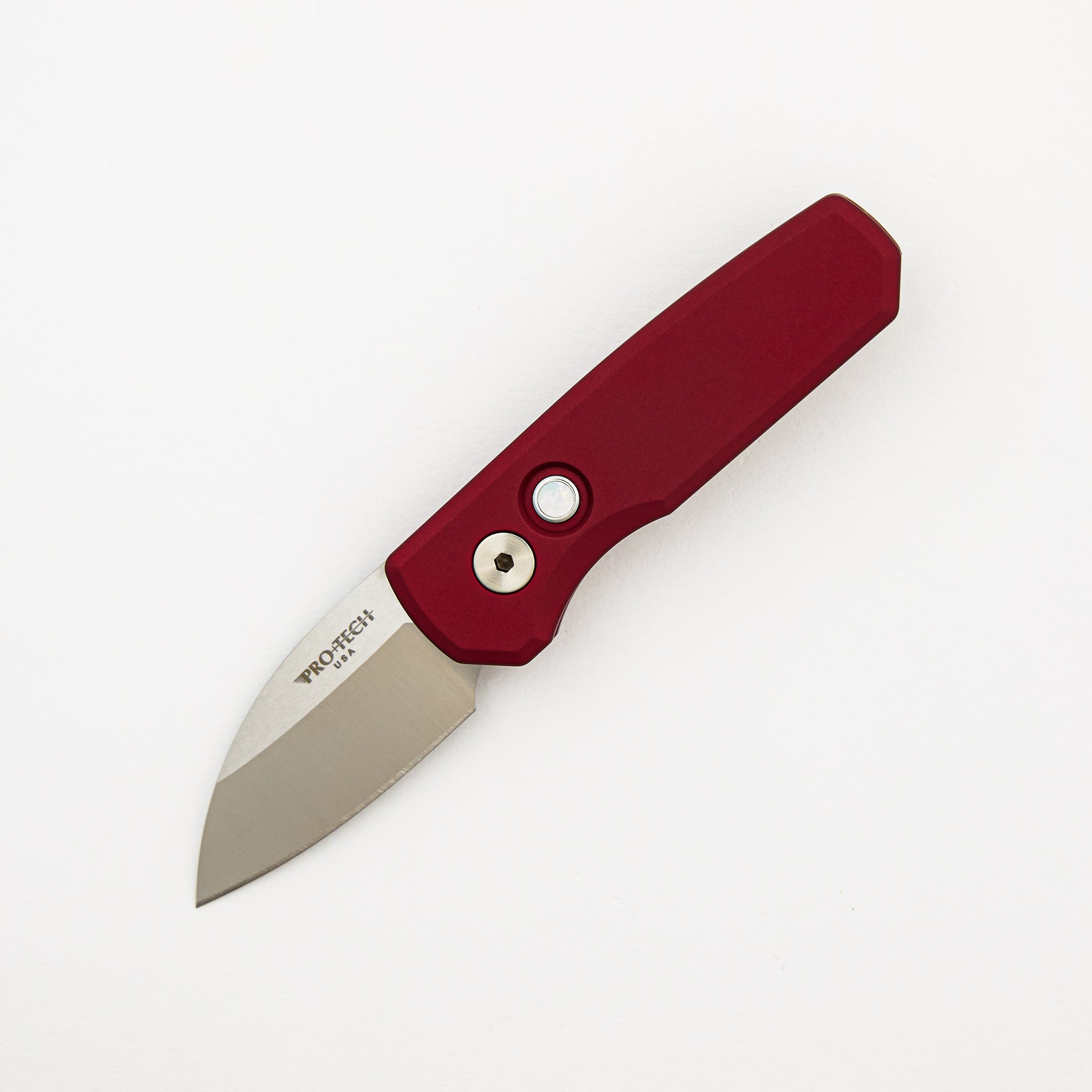 Runt 5 - R5300-LTD Red - Smooth Red Handle - Machine Satin MagnaCut Wharncliffe Blade - Pearl Button