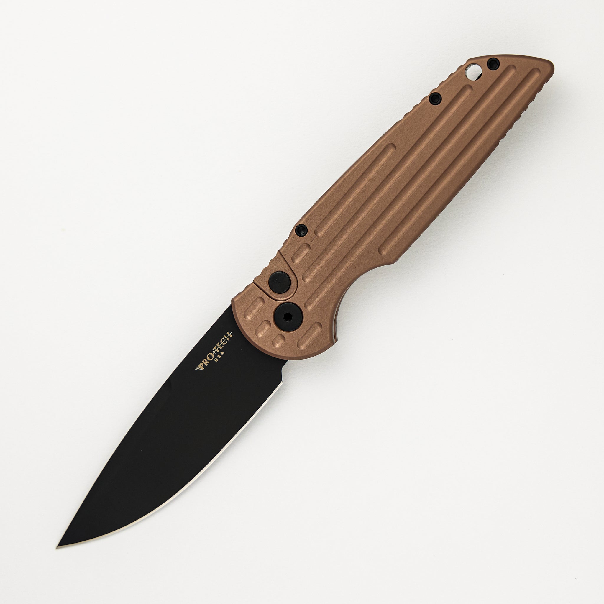 Tactical Response 3 – FDE Brown Handle W/ Grooves - 154-CM Blade - TR-3 BT FDE