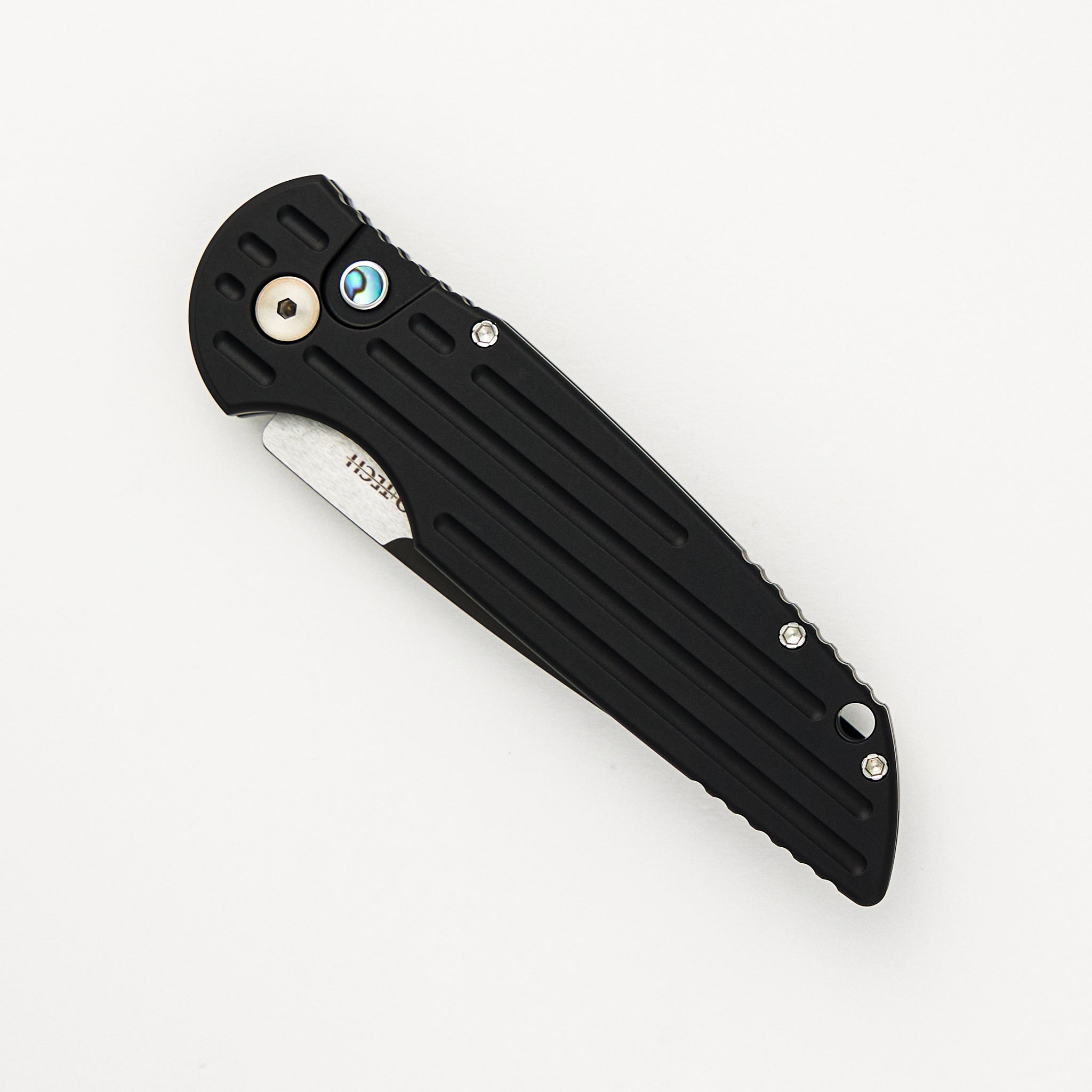 Pro-Tech Knives TR-3 - 2024 BLADEWEST.03 - Black Handle W/ Grooves - 2-Tone DLC MagnaCut Blade