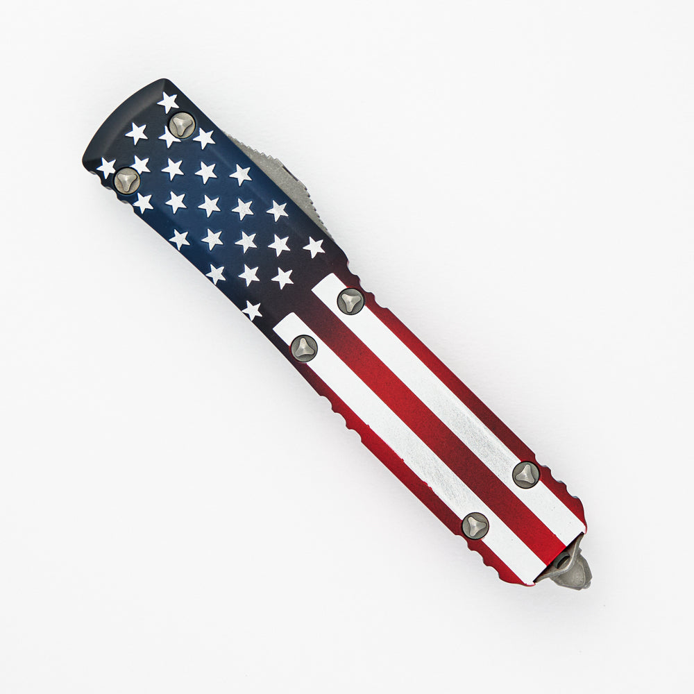 MICROTECH ULTRATECH – D-E Signature Series – Blade Show 2023 – USA Flag – Apocalyptic Full Serrated 122-12 APFLAGS