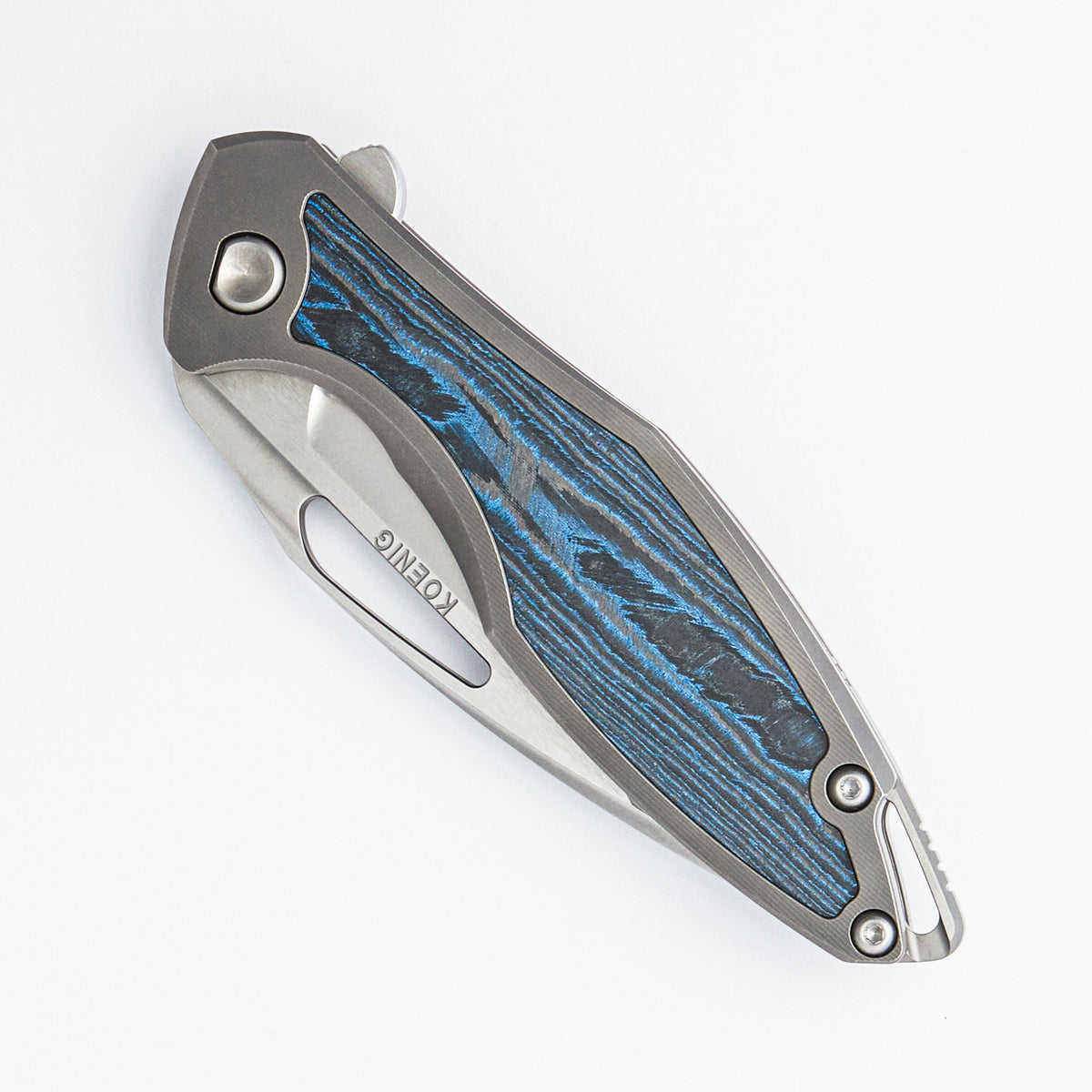 Arius - Smooth Titanium Handle W/ Ocean Blue CarboTi Inlays - Silver Hardware - Brightwashed W/ Polished Flats M390 Blade