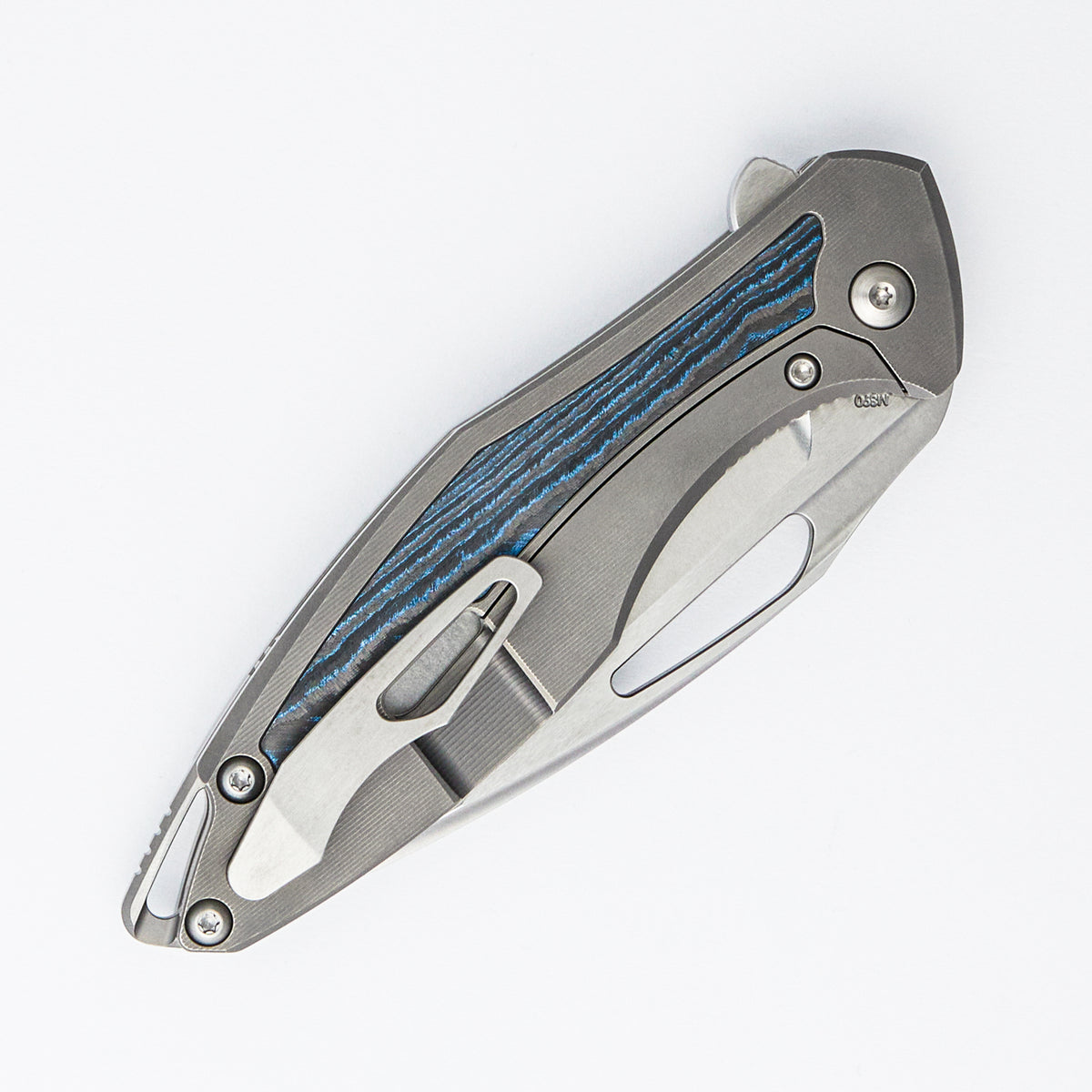 Arius - Smooth Titanium Handle W/ Ocean Blue CarboTi Inlays - Silver Hardware - Brightwashed W/ Polished Flats M390 Blade