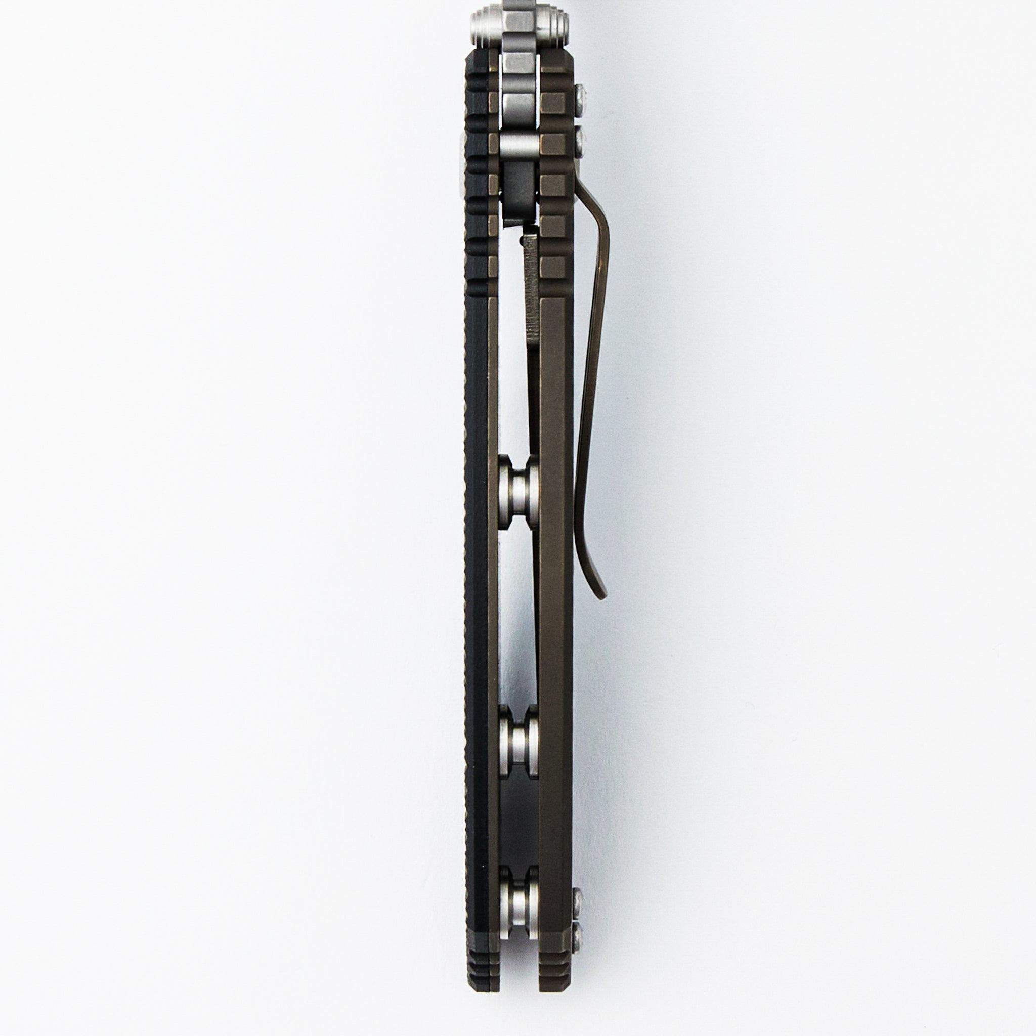 XM-18 3.5″ - MagnaCut Recurve - Non Flipper - Tri-Way - Battle Bronze - Black G10