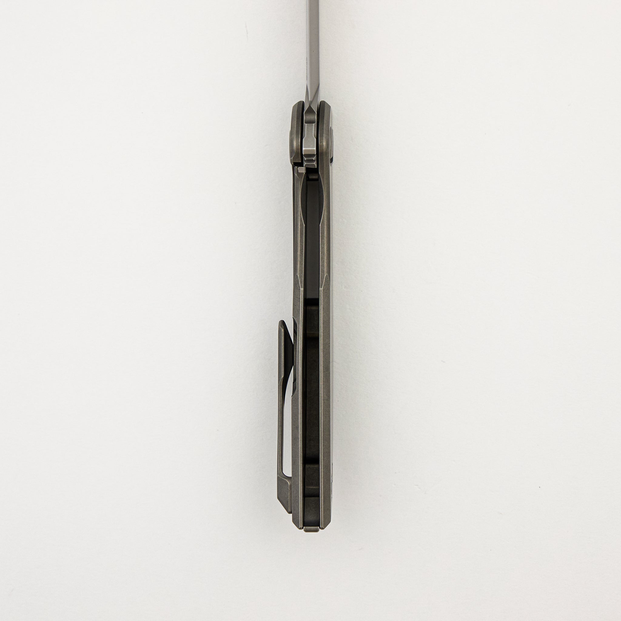 NeOn Lite – Elmax Blade – Titanium Handle – MRBS