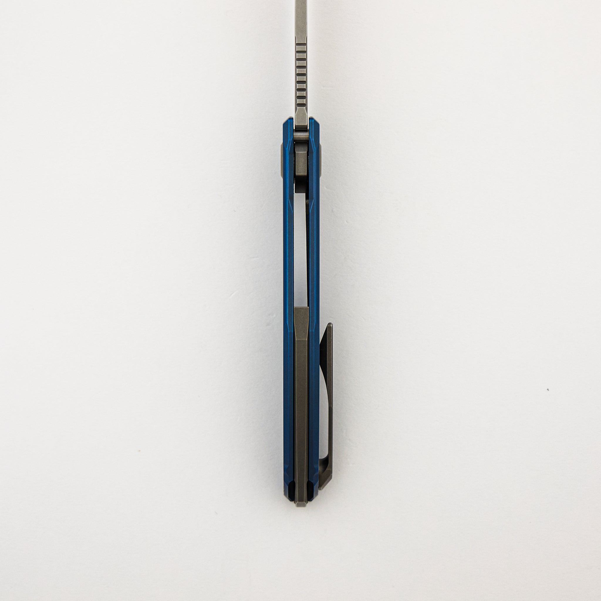 NeOn R1P Gen. 2 - Blue Titanium Handle - Elmax Blade - MRBS NeOn R1P Gen. 2 - Blue Titanium Handle - Elmax Blade - MRBS