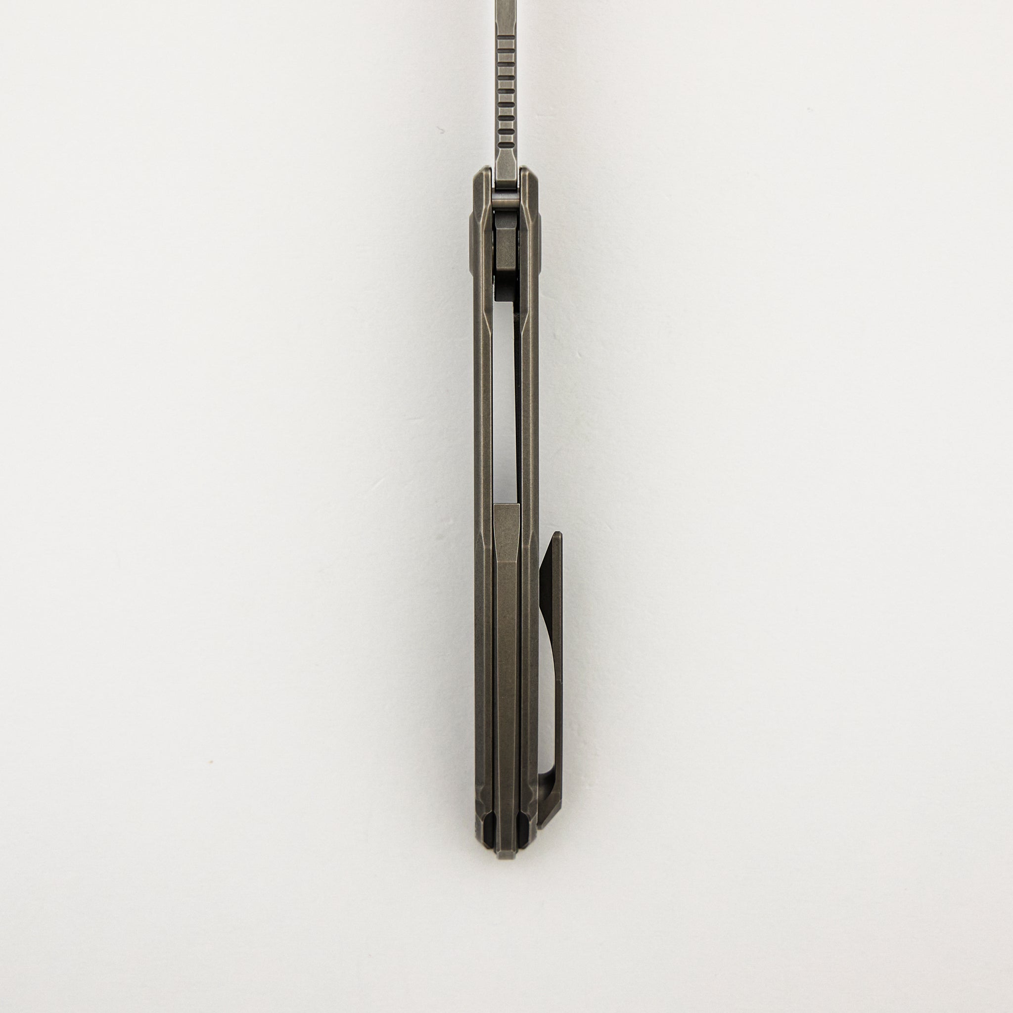 NeOn R1P Gen. 2 - Titanium Handle - Elmax Blade - MRBS