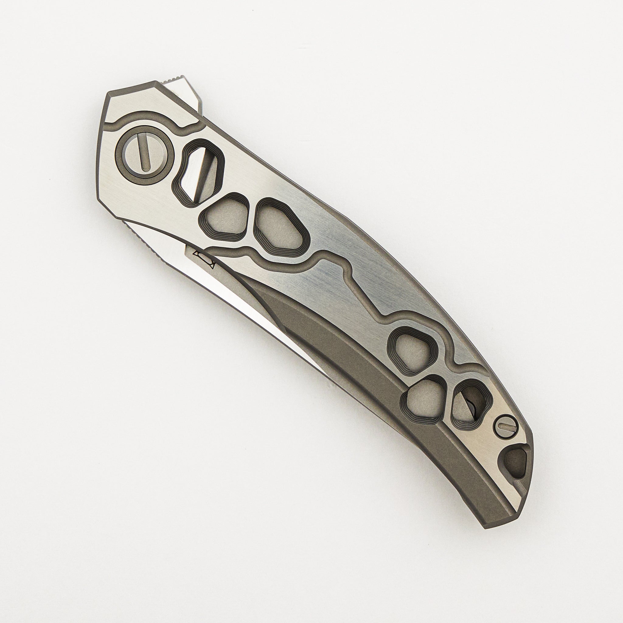 Alexey Konygin Finish Quantum “Cybonic Plague” – Cromax PM Blade - Satin – MRBS