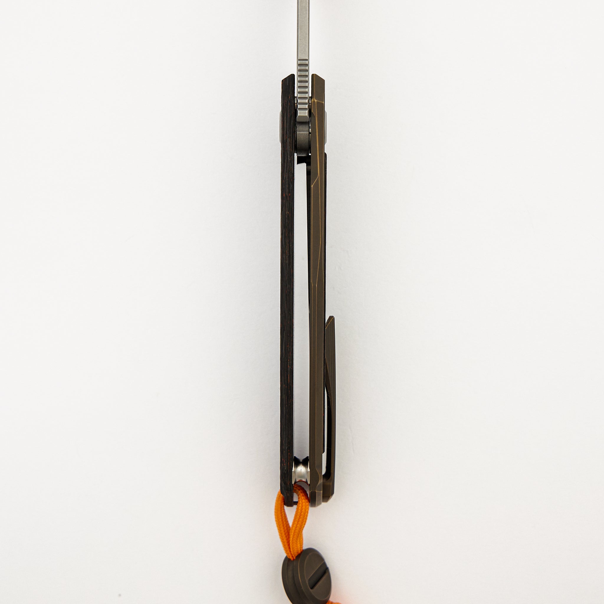 Quantium Halloween Edition - Cromax PM Blade - Titanium/"Halloween" TechnoCarbo W/ Luminofor Handle - MRBS