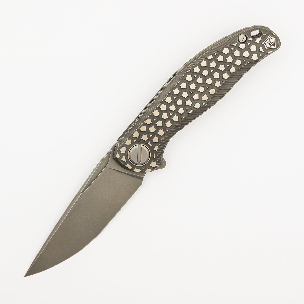 Stellar Bear Pattern – Titanium Handle – M390 Blade – MRBS