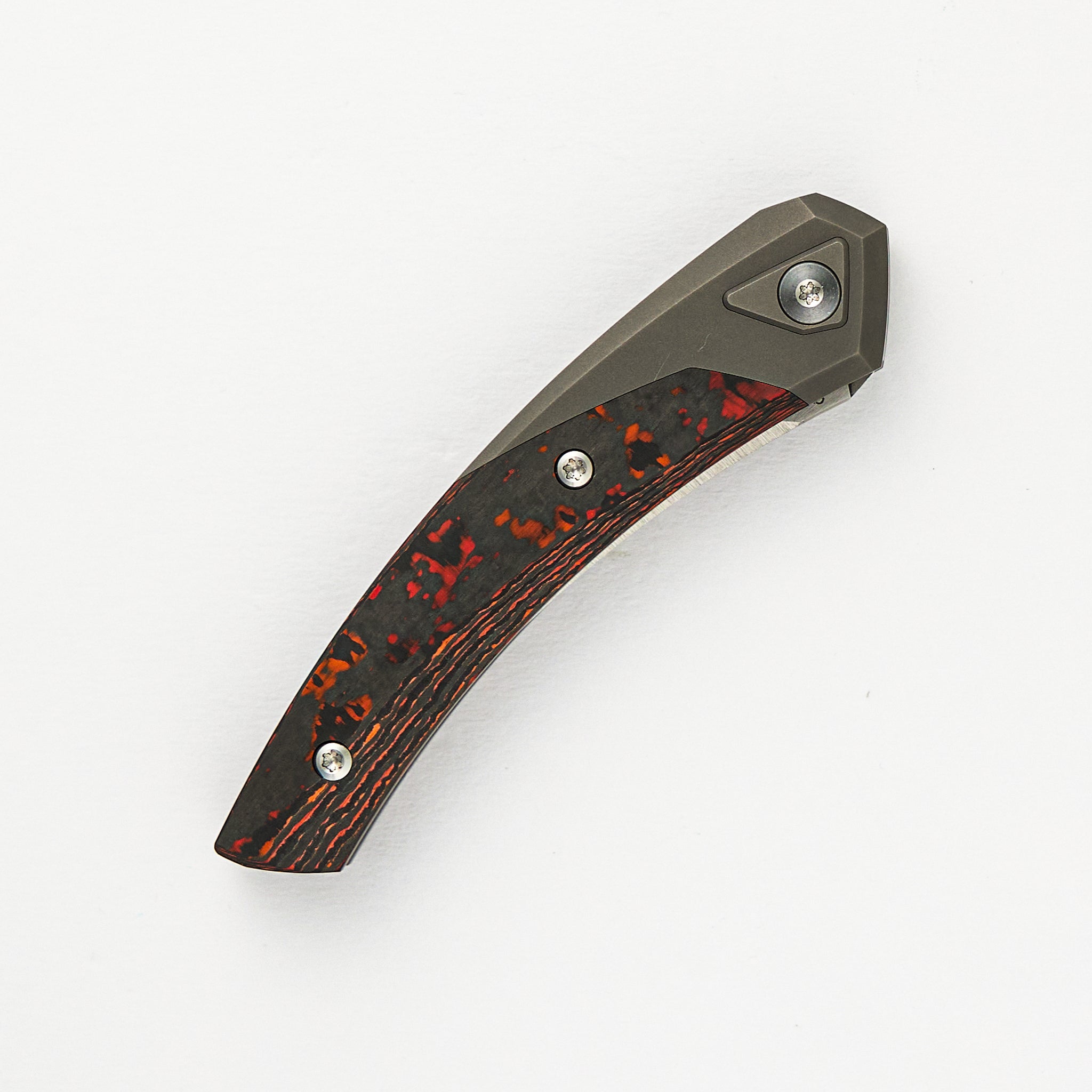 Suprlativ Knives Piranha - Titanium Dark Blast/Mars Valley Fat Carbon - M4/Belt Satin