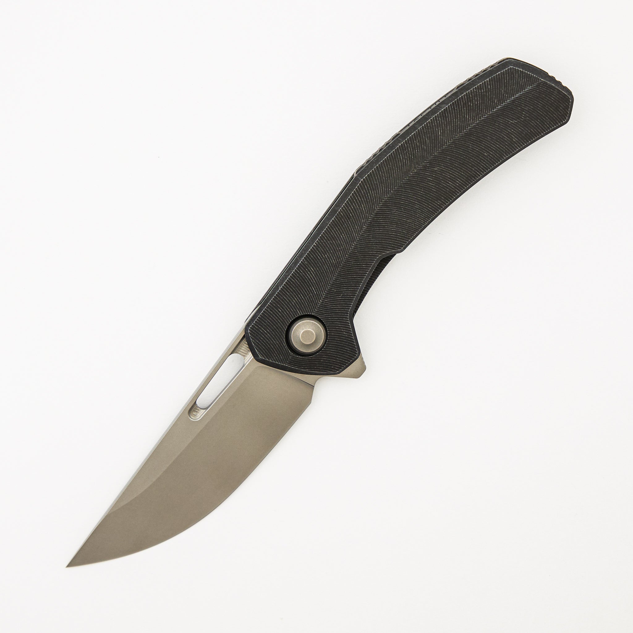 Archer - Feathered/Blackwashed Titanium Handle - MagnaCut Blade