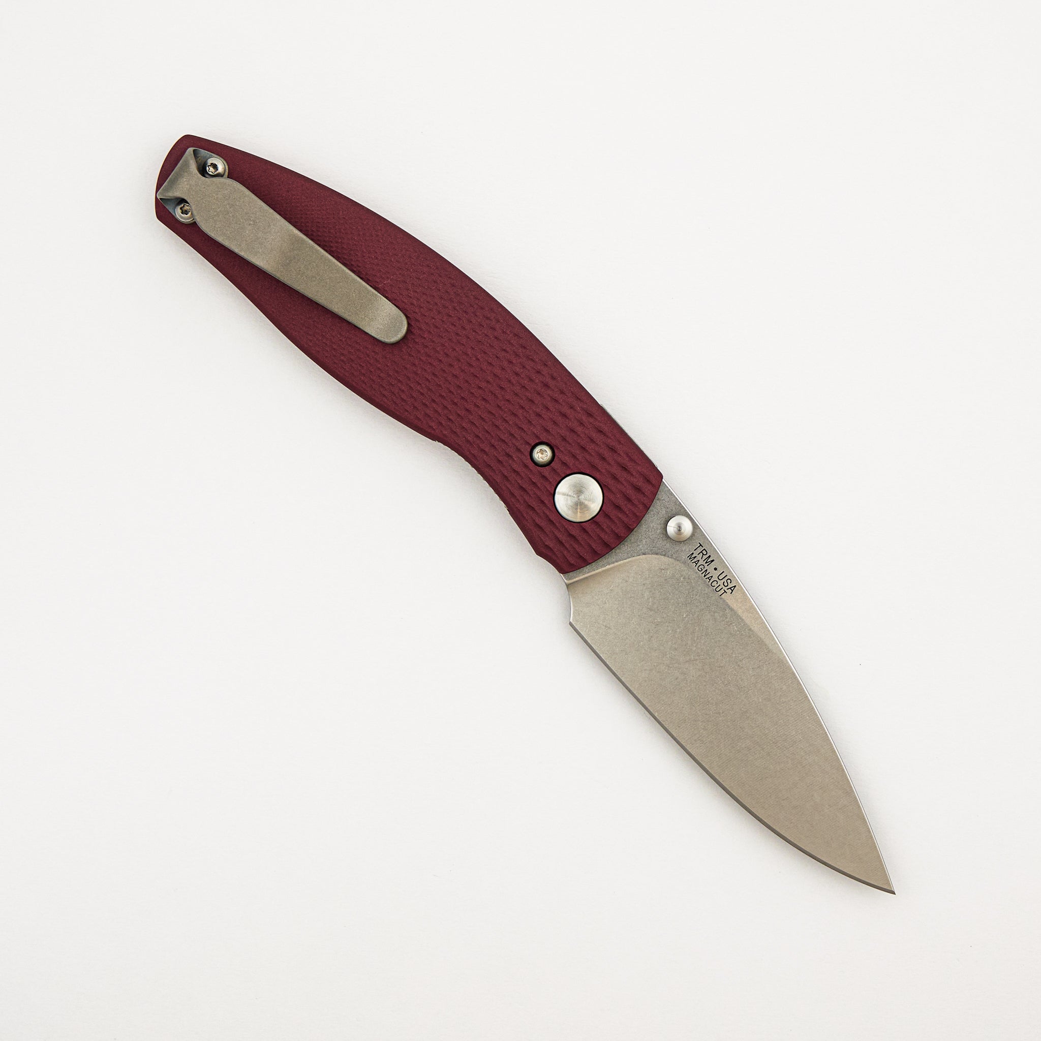 Neutron 2 Linerlock - Cranberry Cerakote Titanium Lizard Skin 3D - MagnaCut Blade