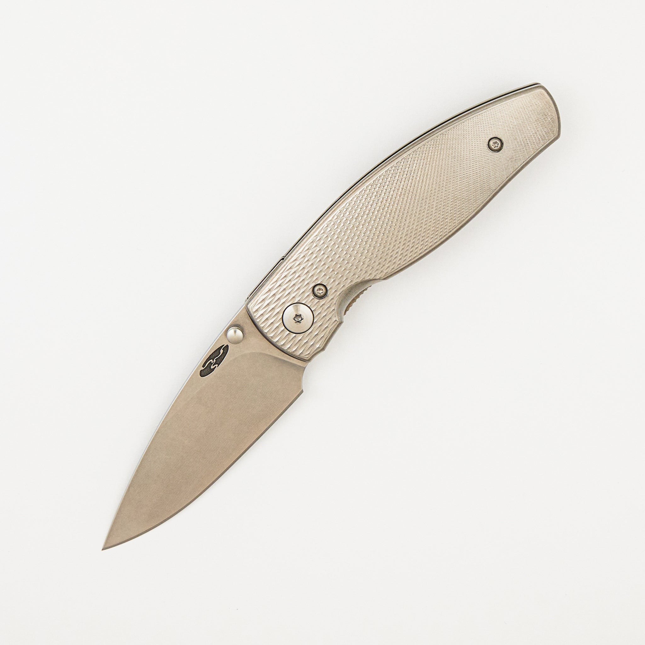 Neutron 2 - Titanium 3D Lizard Skin Handle - MagnaCut Blade
