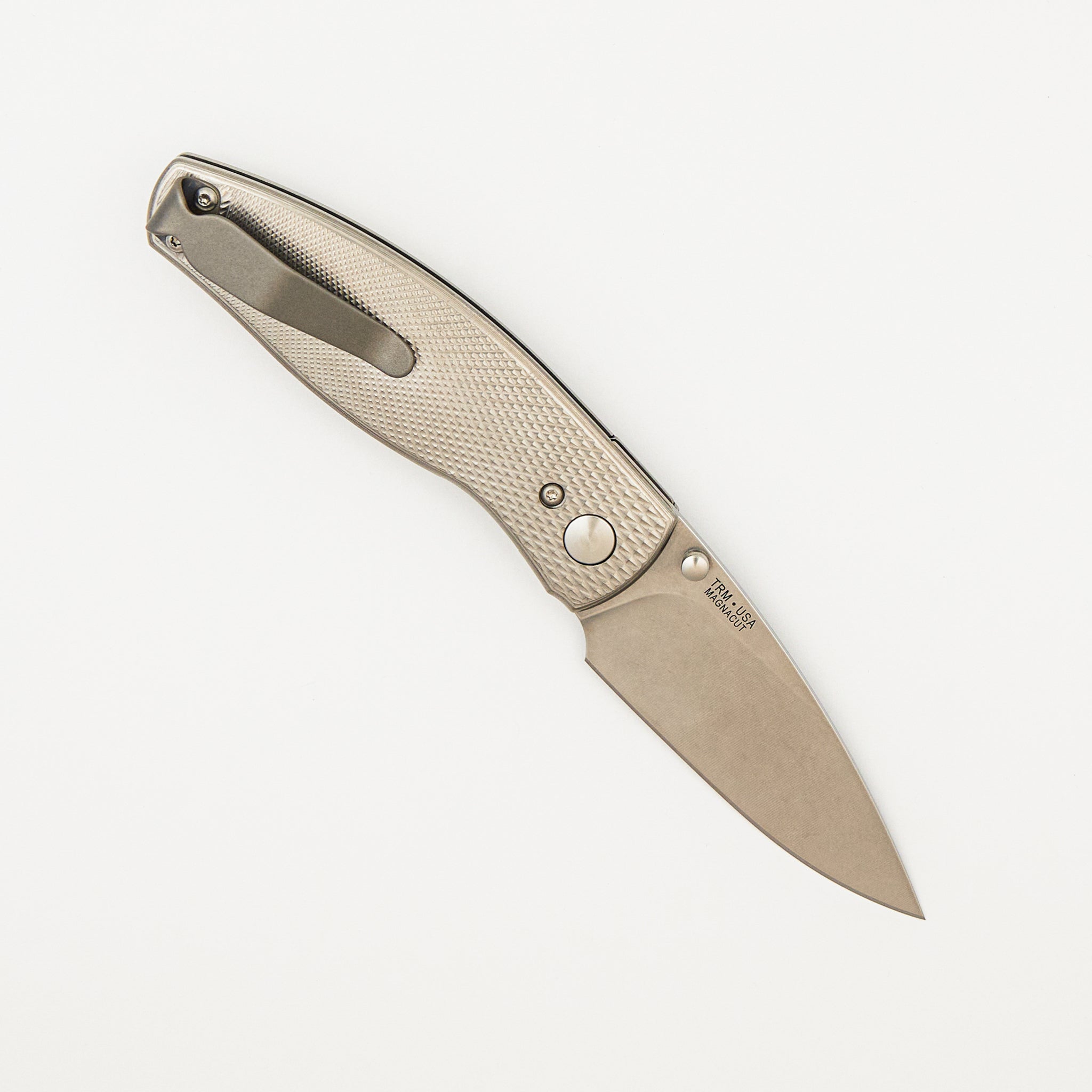 Neutron 2 - Titanium 3D Lizard Skin Handle - MagnaCut Blade