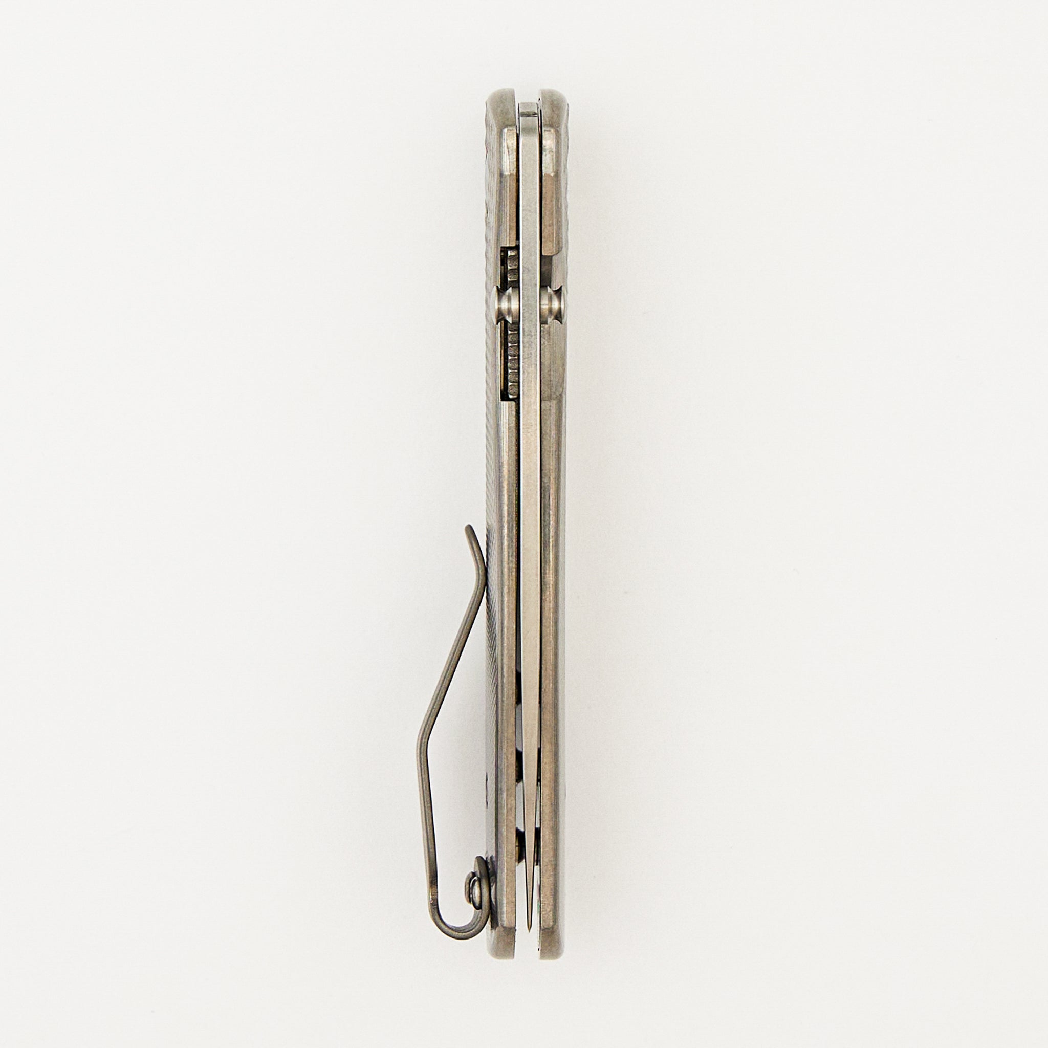 Neutron 2 - Titanium 3D Lizard Skin Handle - MagnaCut Blade