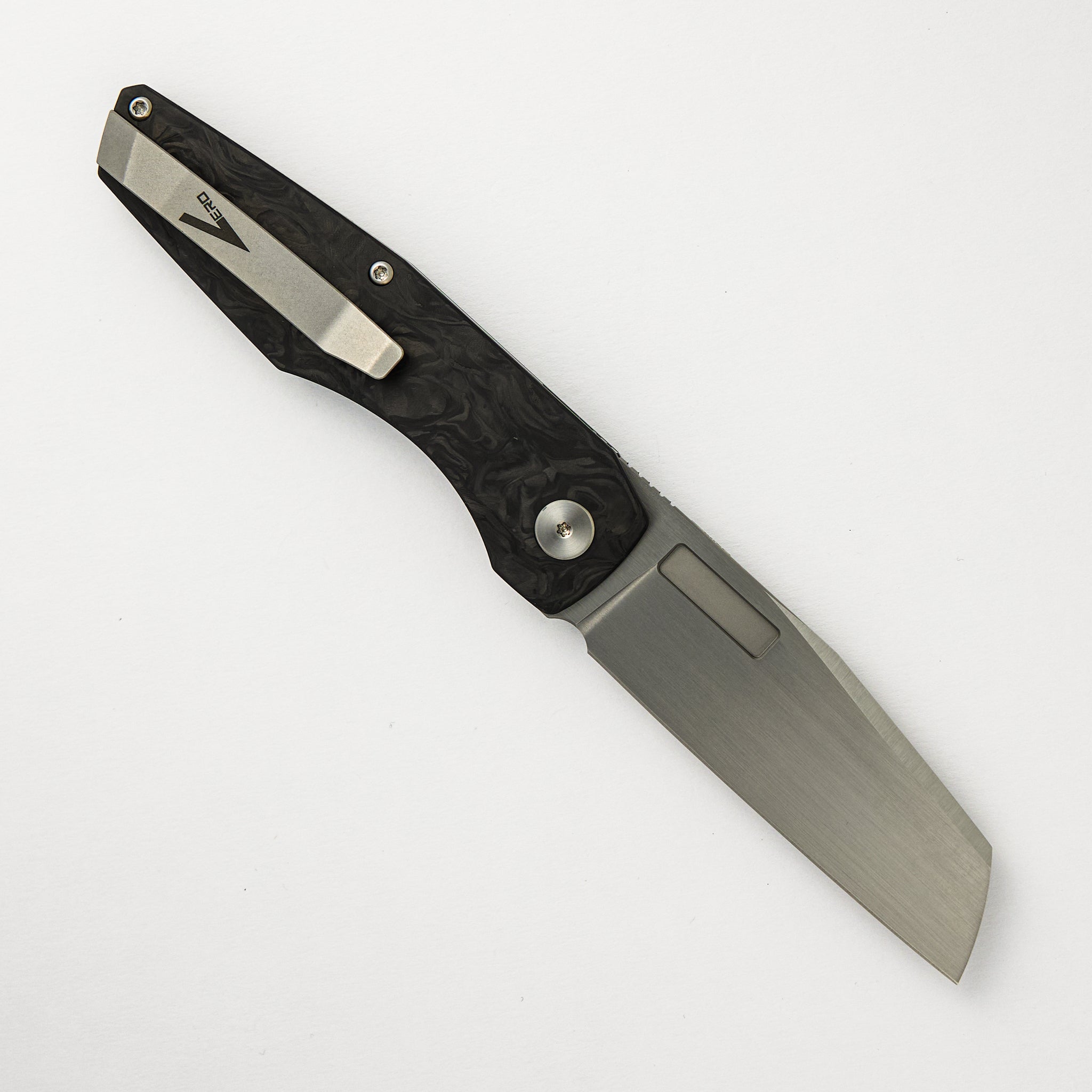 Vero Engineering Axon Hand Satin Sheepsfoot M390 Blade Marbled Carbon Fiber Handle Liner Lock