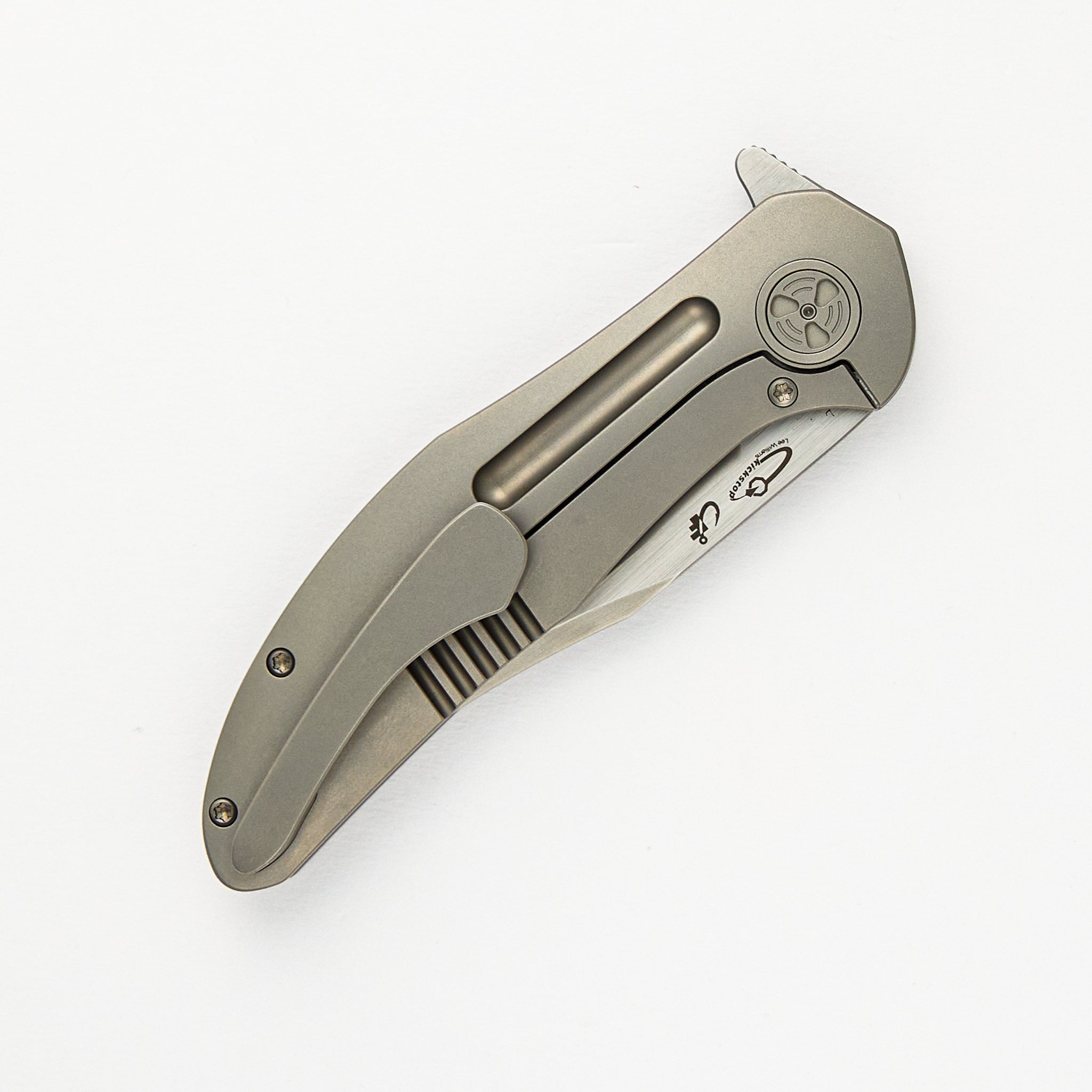 WINGMANEDC TORO – MACH 3 – FROSTED SATIN M390 BLADE – TITANIUM HANDLE