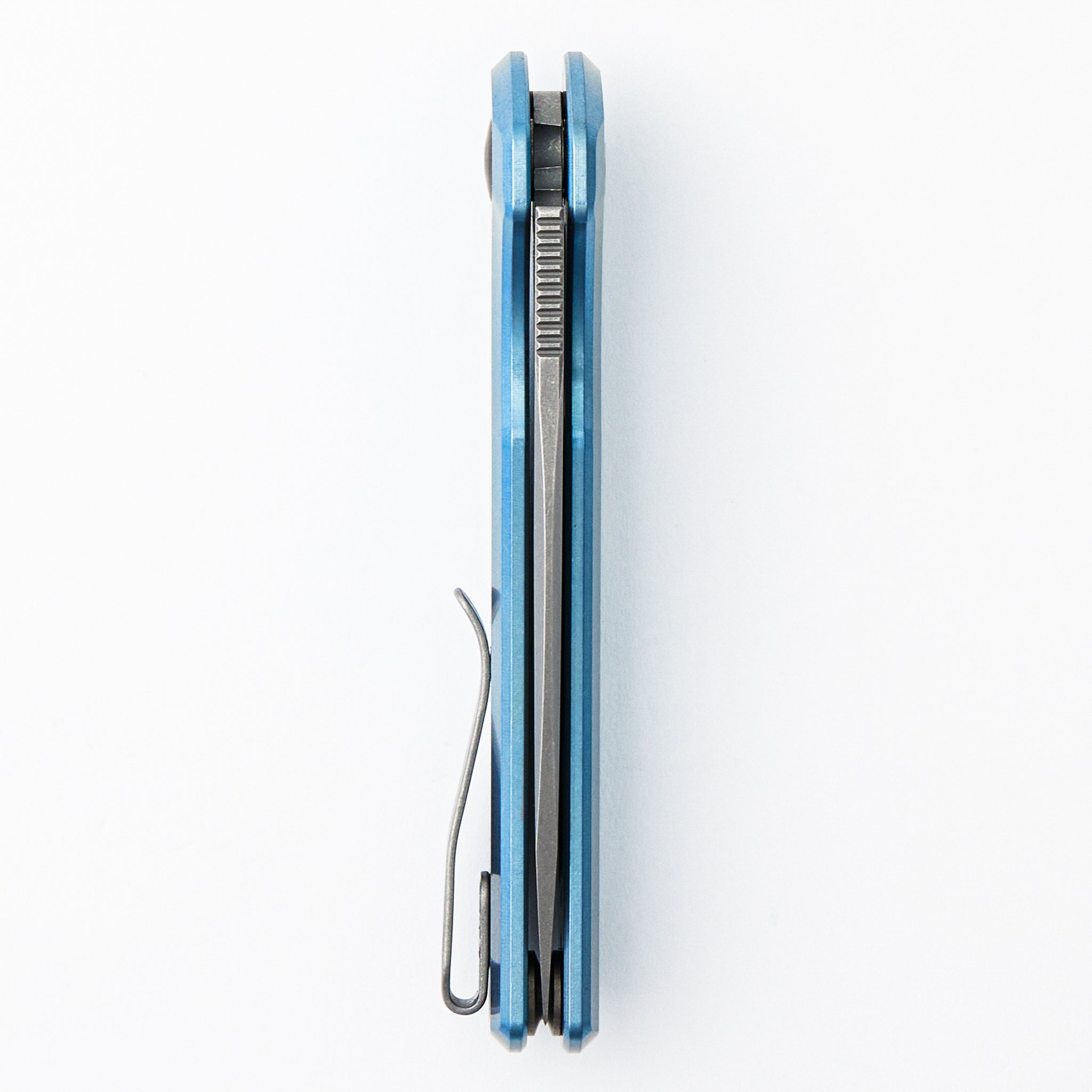 0044BLU