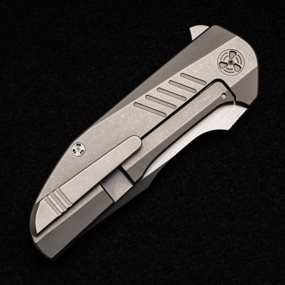 WINGMANEDC JETT - FROSTED SATIN M390 - TITANIUM