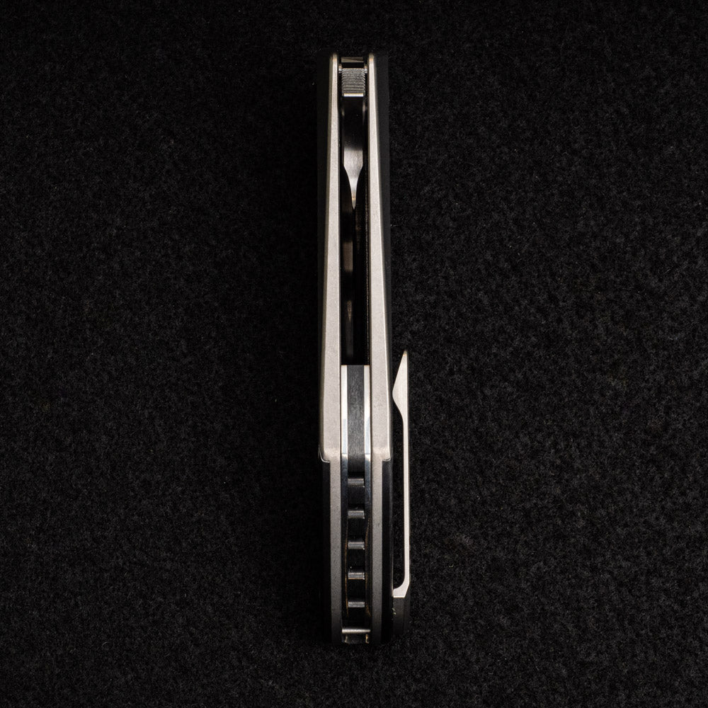 WINGMANEDC JETT - HAND SATIN M390 - TITANIUM - ZIRCONIUM