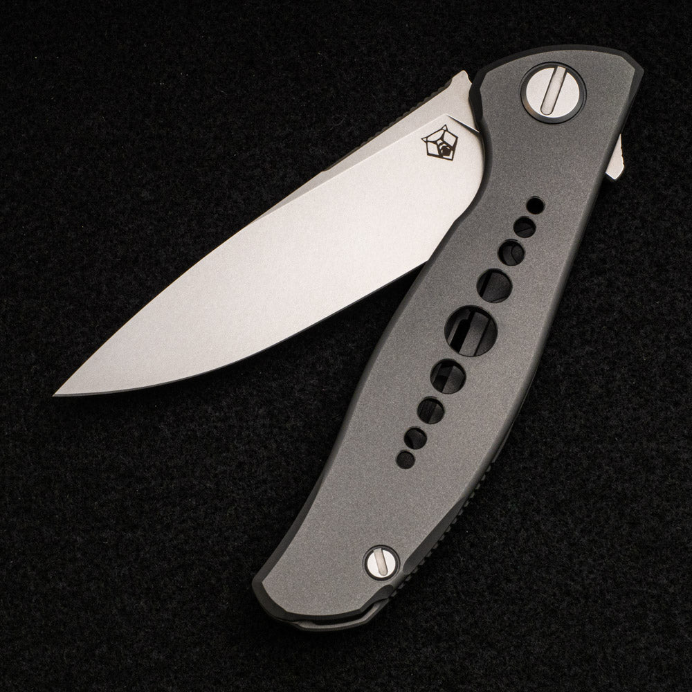 SHIROGOROV KNIVES - WR BLADEWORKS "HYDRONIAN" F95 FLIPPER - M390 BLADE - TITANIUM HANDLE - MRBS