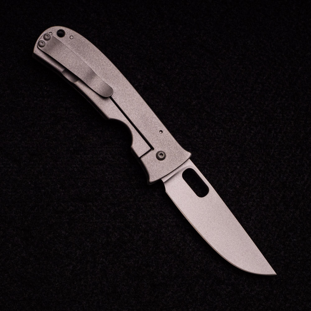 Tom Mayo Carbon Fiber Medium Covert