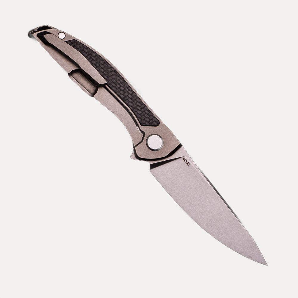 SHIROGOROV HATION ZERO – M390 BLADE – CARBON FIBER & TITANIUM HANDLE – MRBS